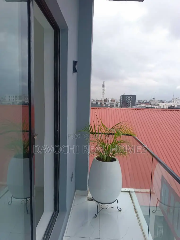 2bdrm Apartment in Ikate Elegushi for rent