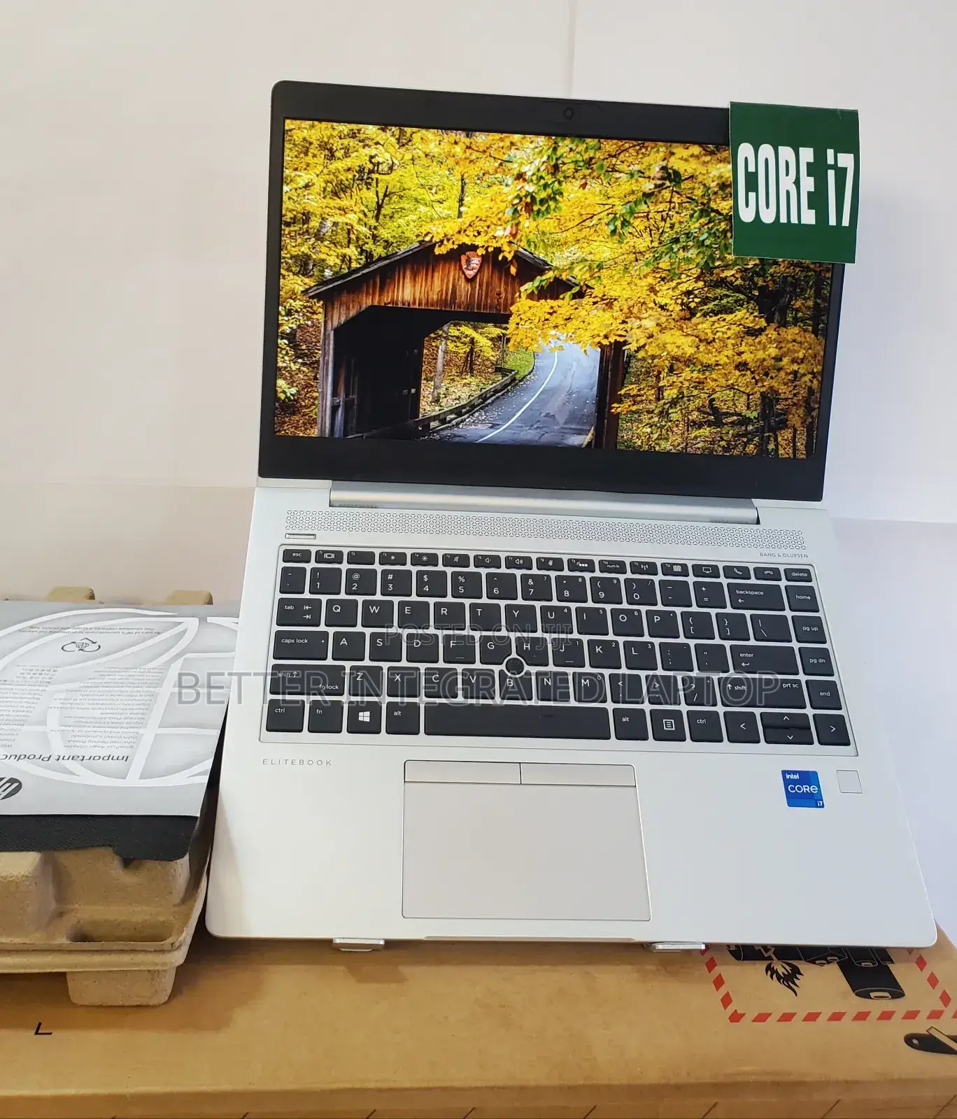 New Laptop HP EliteBook 8560W 8GB Intel Core i7 SSD 256GB