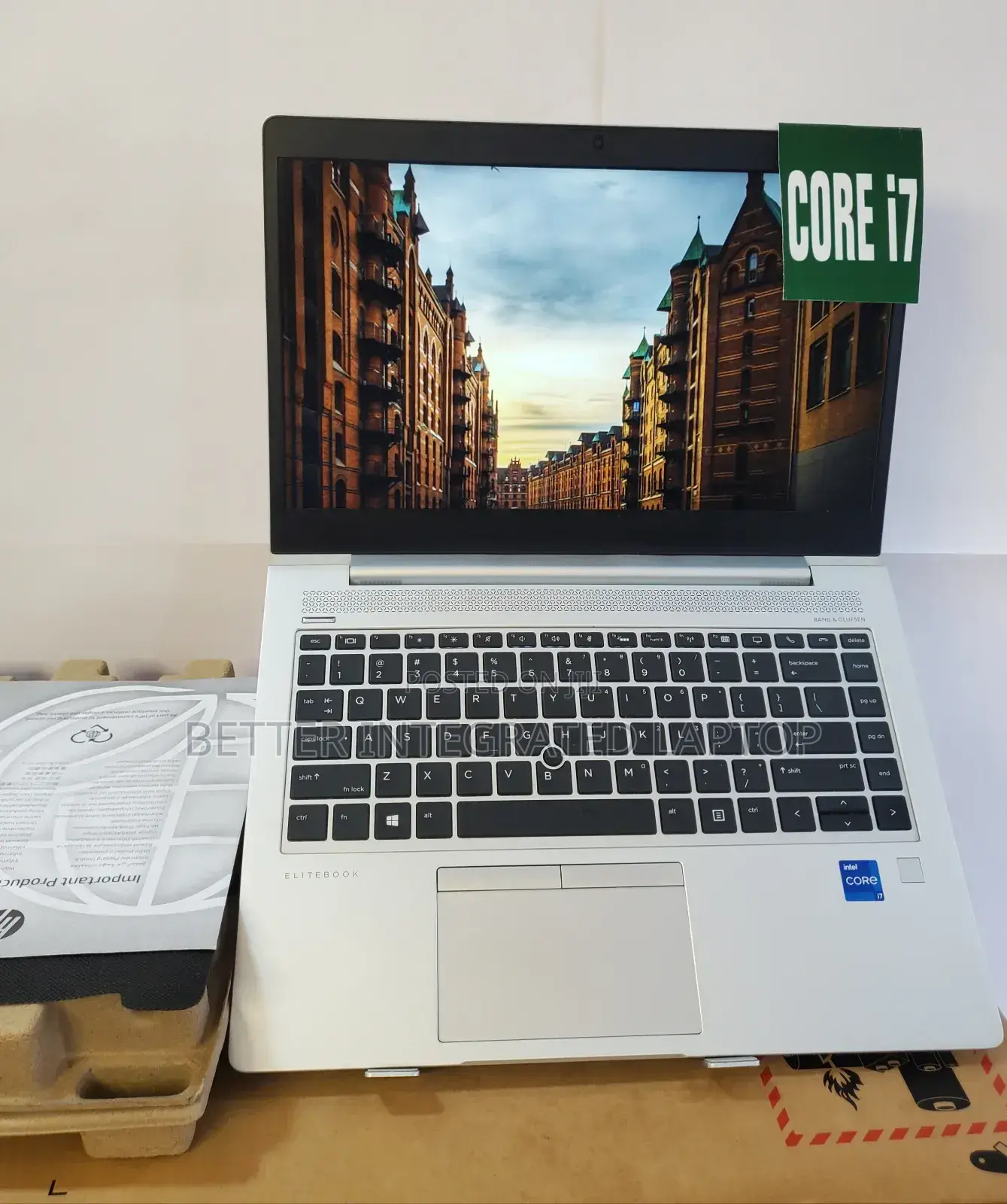 New Laptop HP EliteBook 8560W 16GB Intel Core i7 SSD 256GB