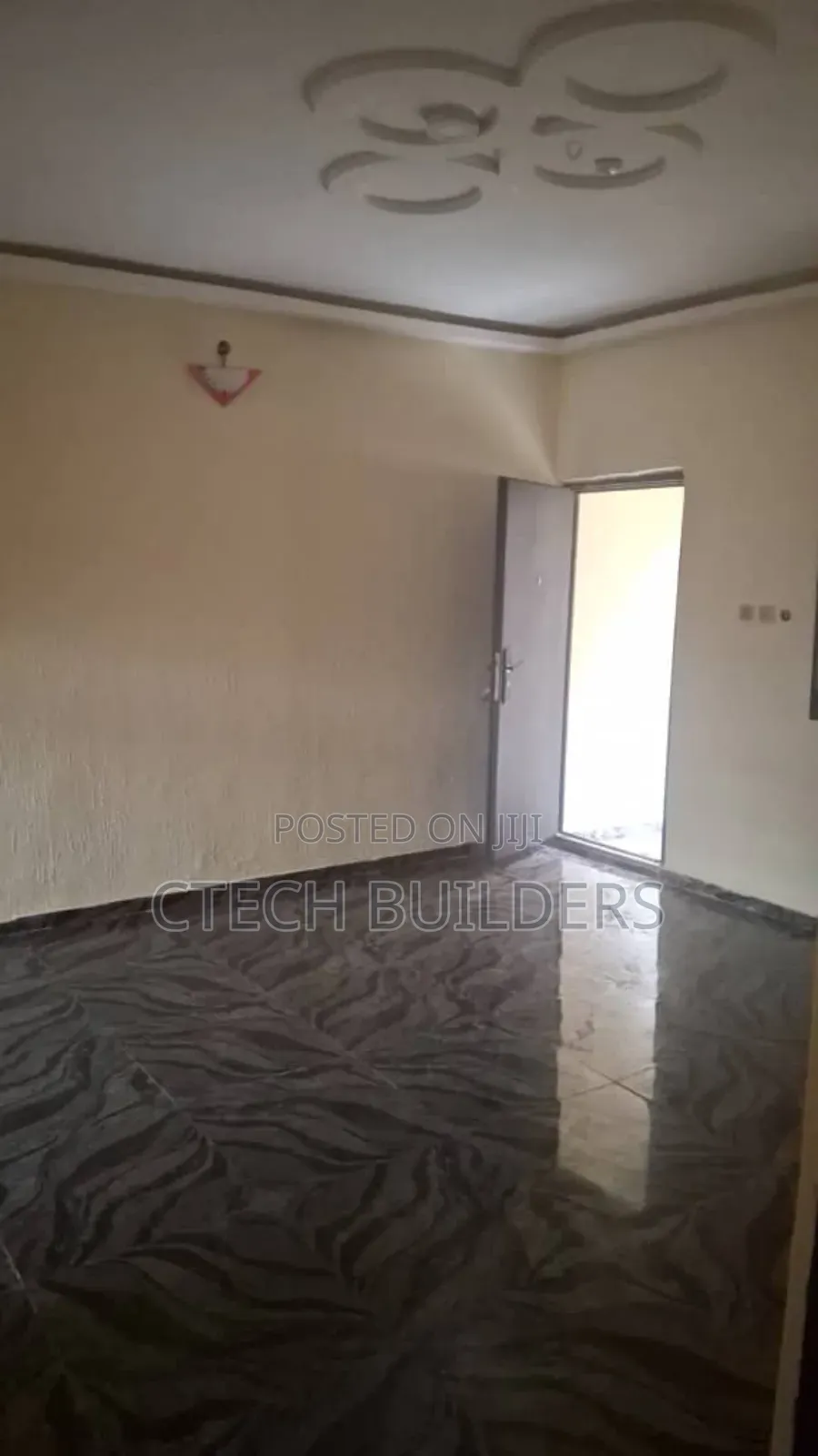 3bdrm Block of Flats in Benin City for rent