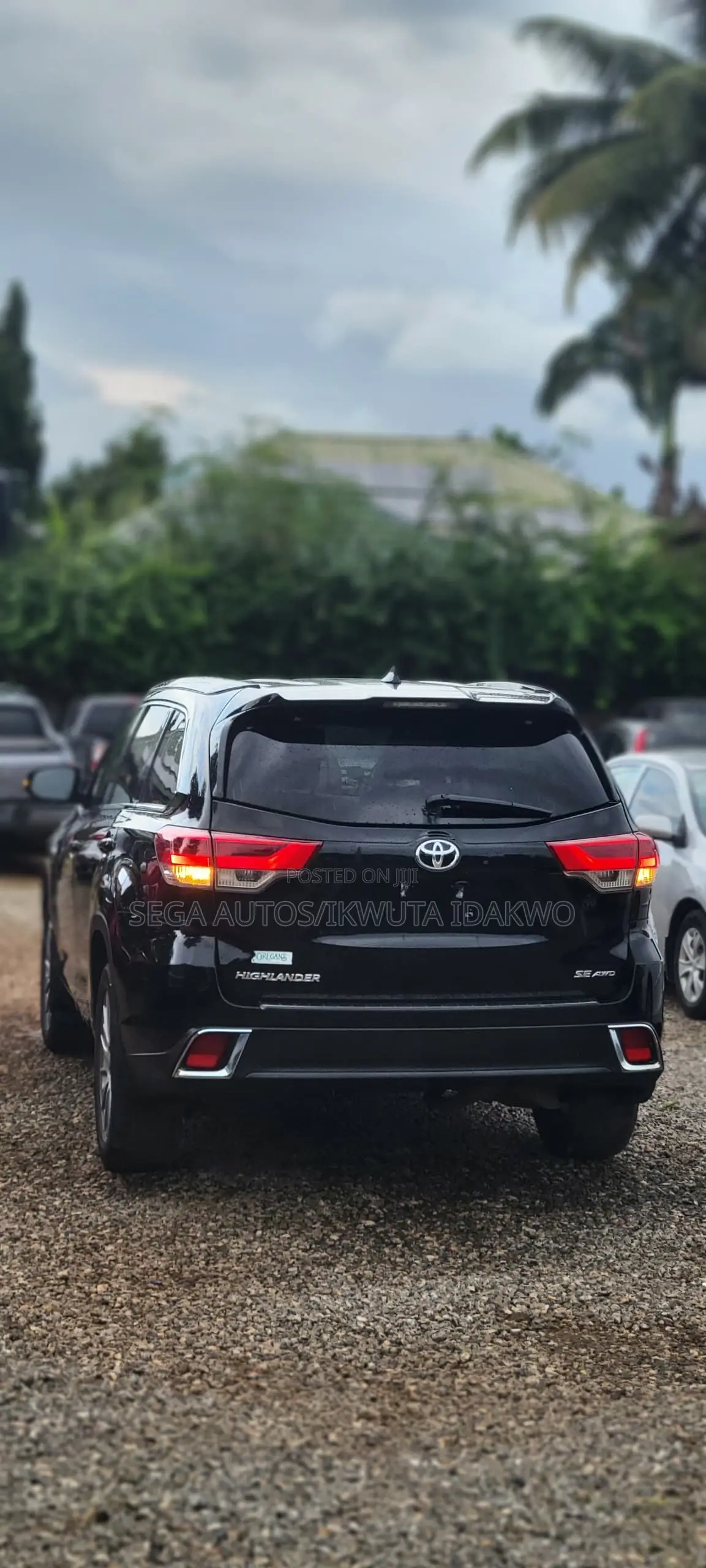 Toyota Highlander SE 4x4 V6 (3.5L 6cyl 8A) 2017 Black