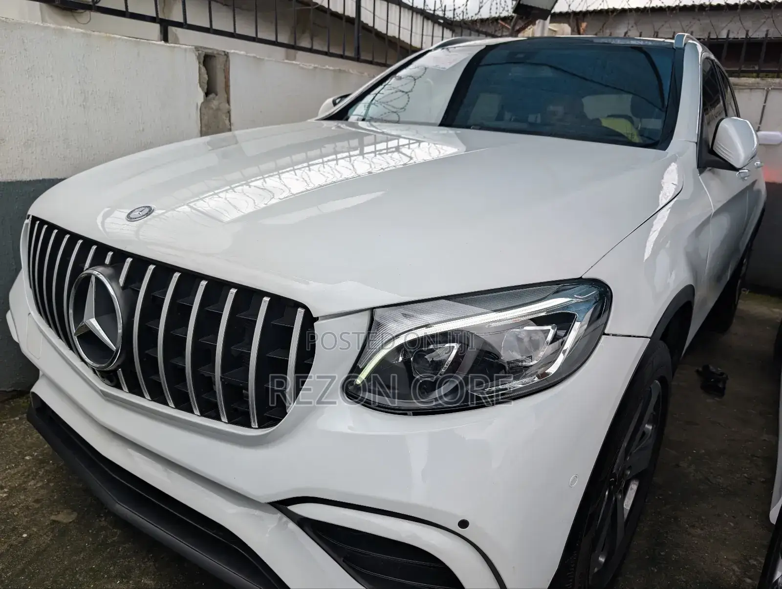 Mercedes-Benz GLC-Class 2019 White