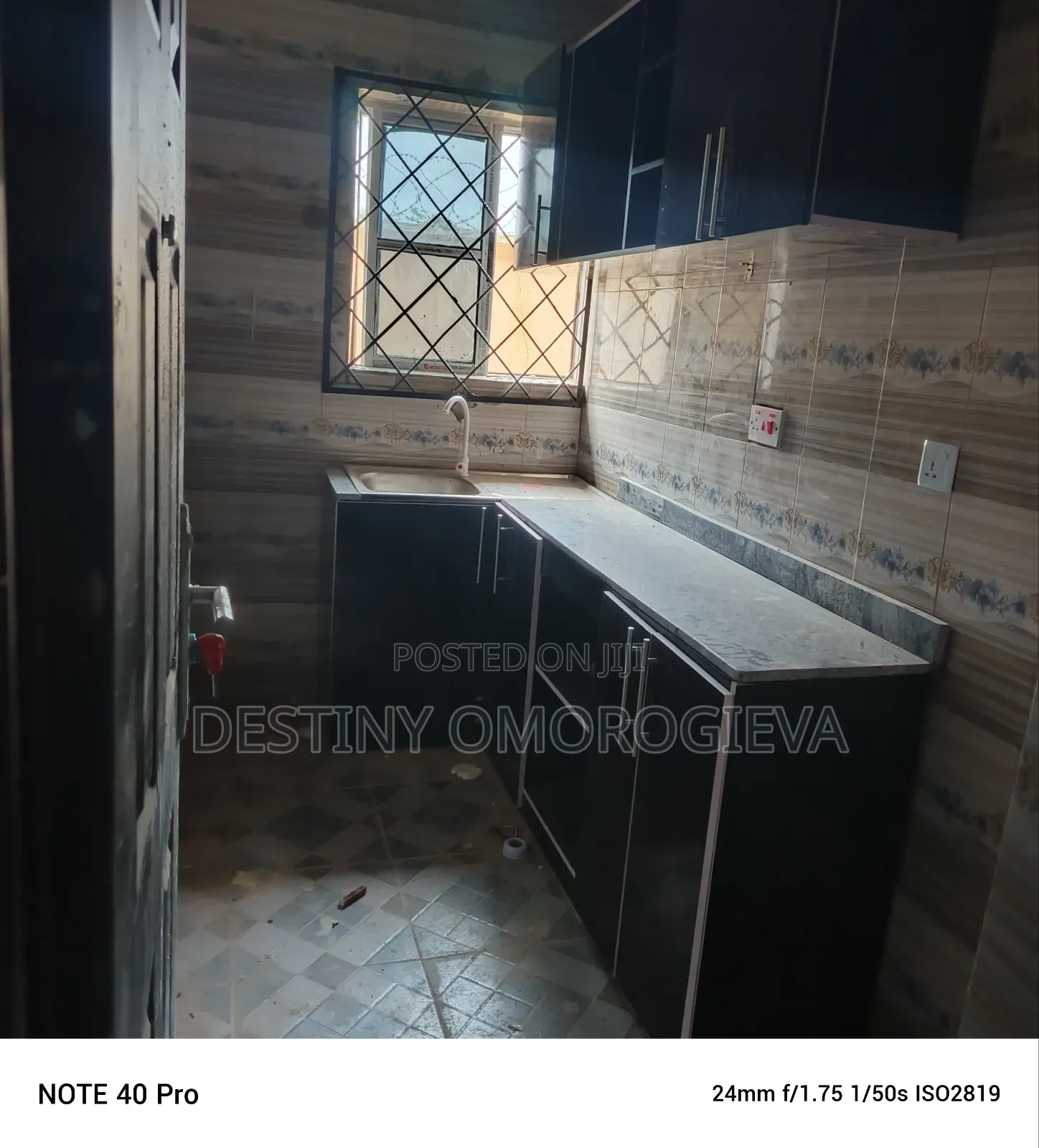 Furnished 1bdrm Block of Flats in Keen Real Estate, Ikpoba-Okha