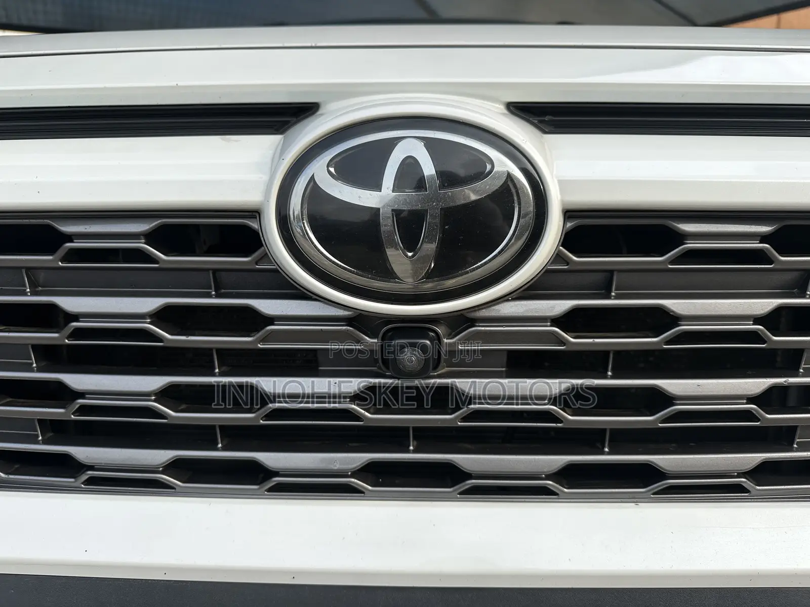 Toyota RAV4 Limited AWD 2020 White