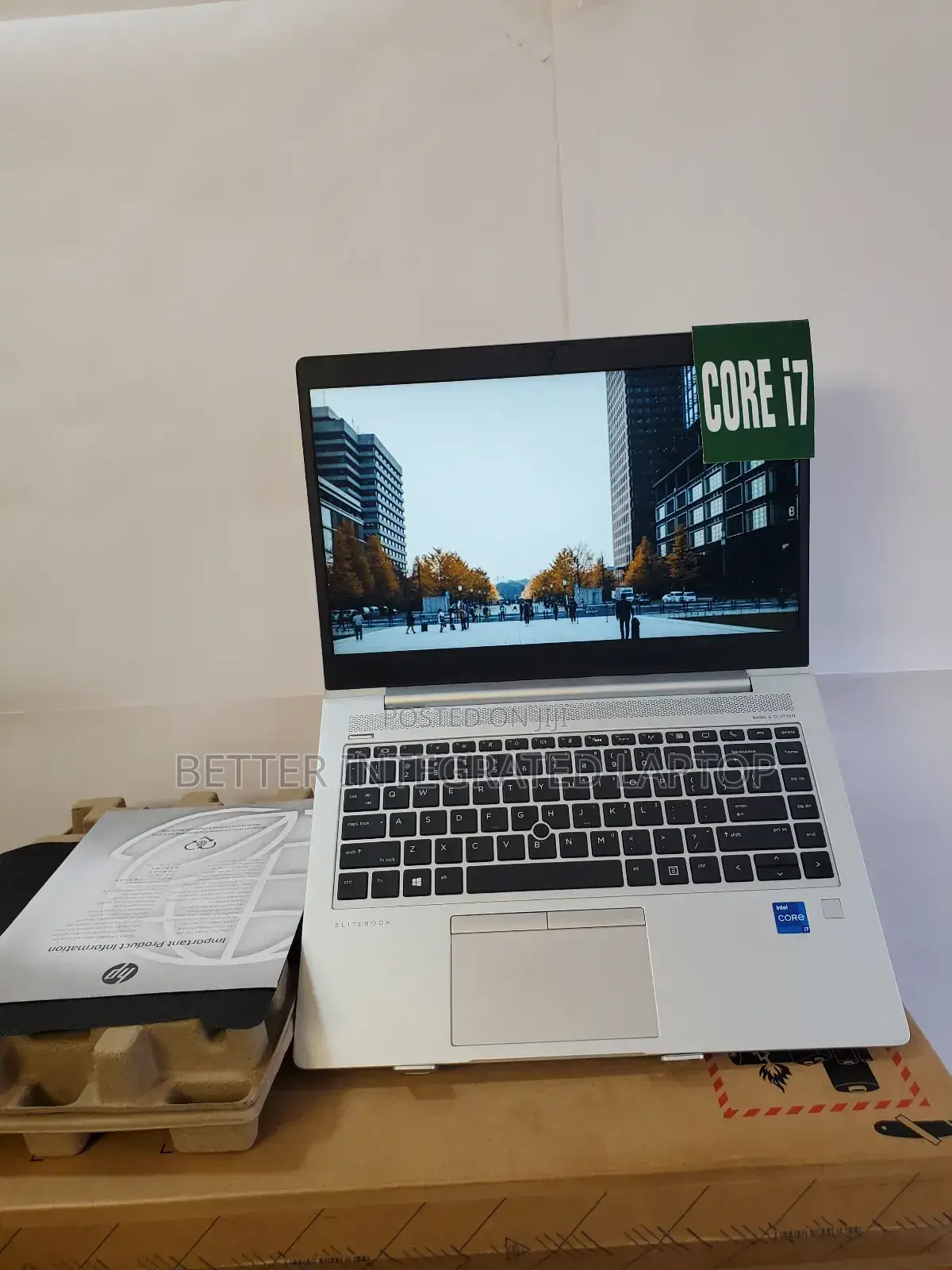 New Laptop HP EliteBook 740 G2 8GB Intel Core i7 SSD 256GB