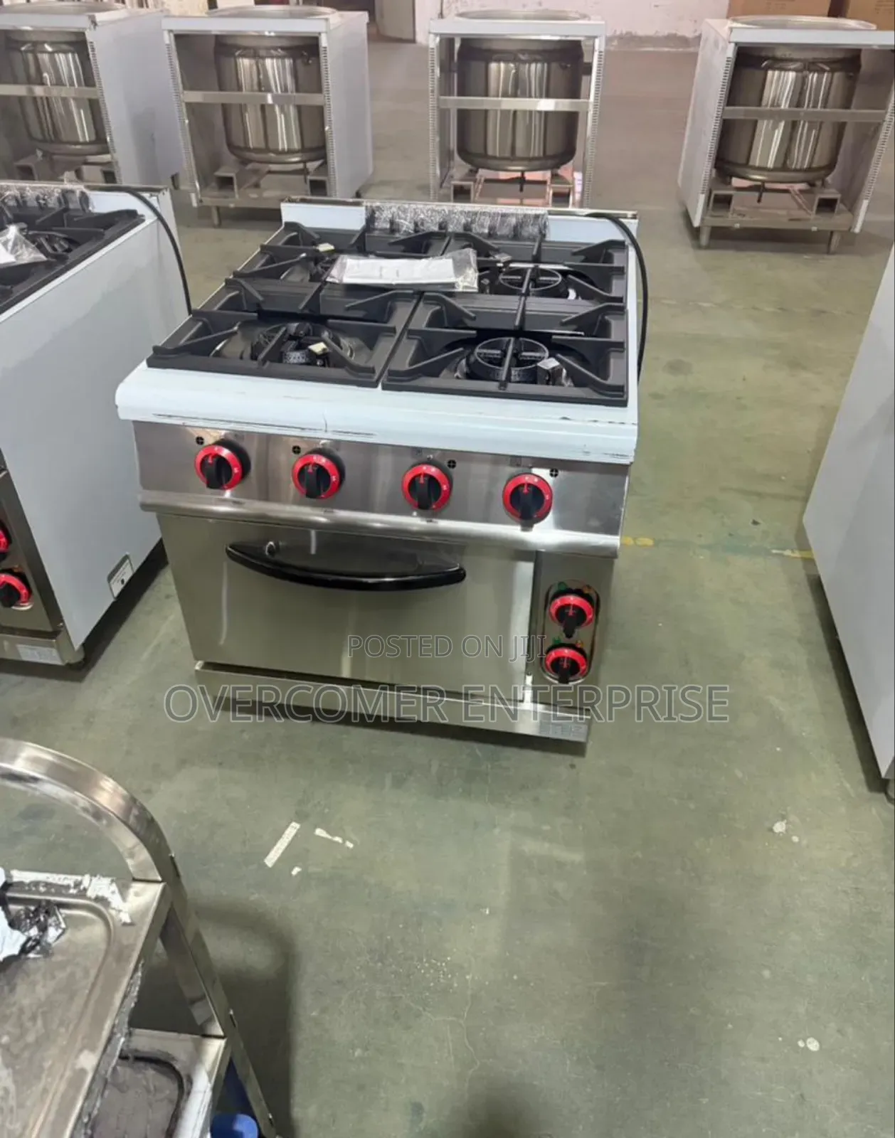 Commercial 4 Burner Gas Cooker With Oven