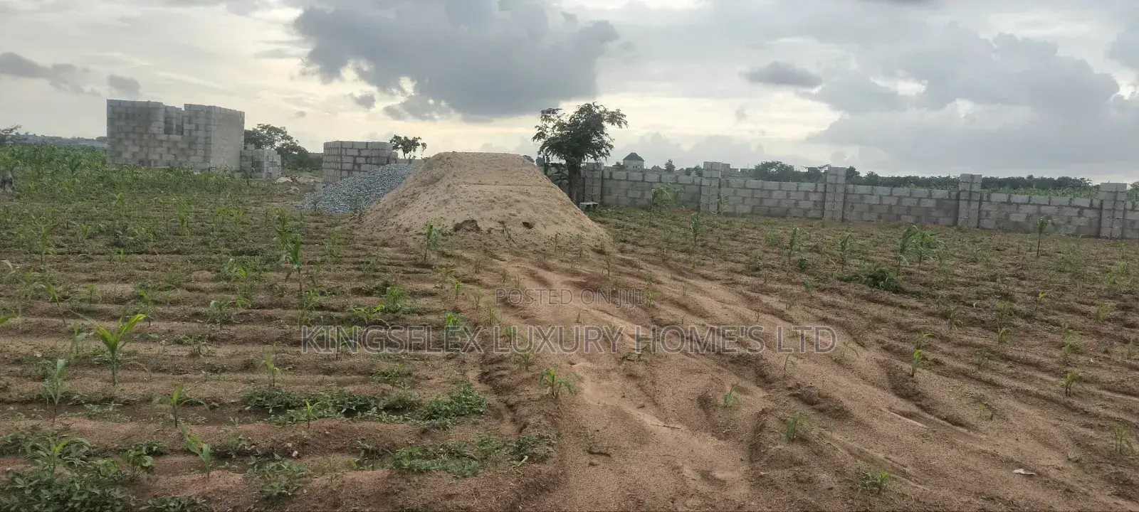 180sqm Estate Plot for a 2 Bedroom Terrace Duplex