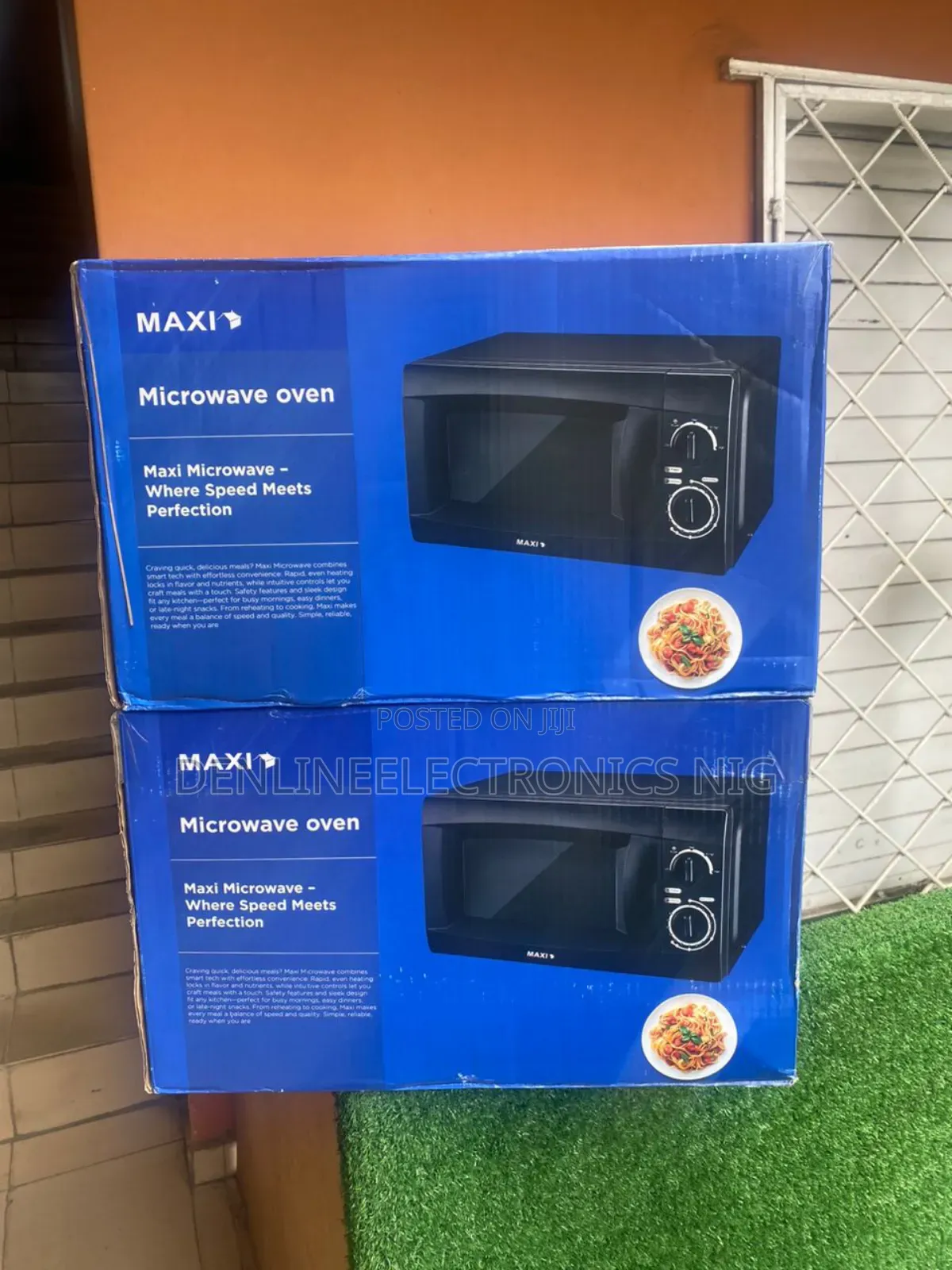 Maxi 20 Liters Microwave Black ,Manual ,Power Levels
