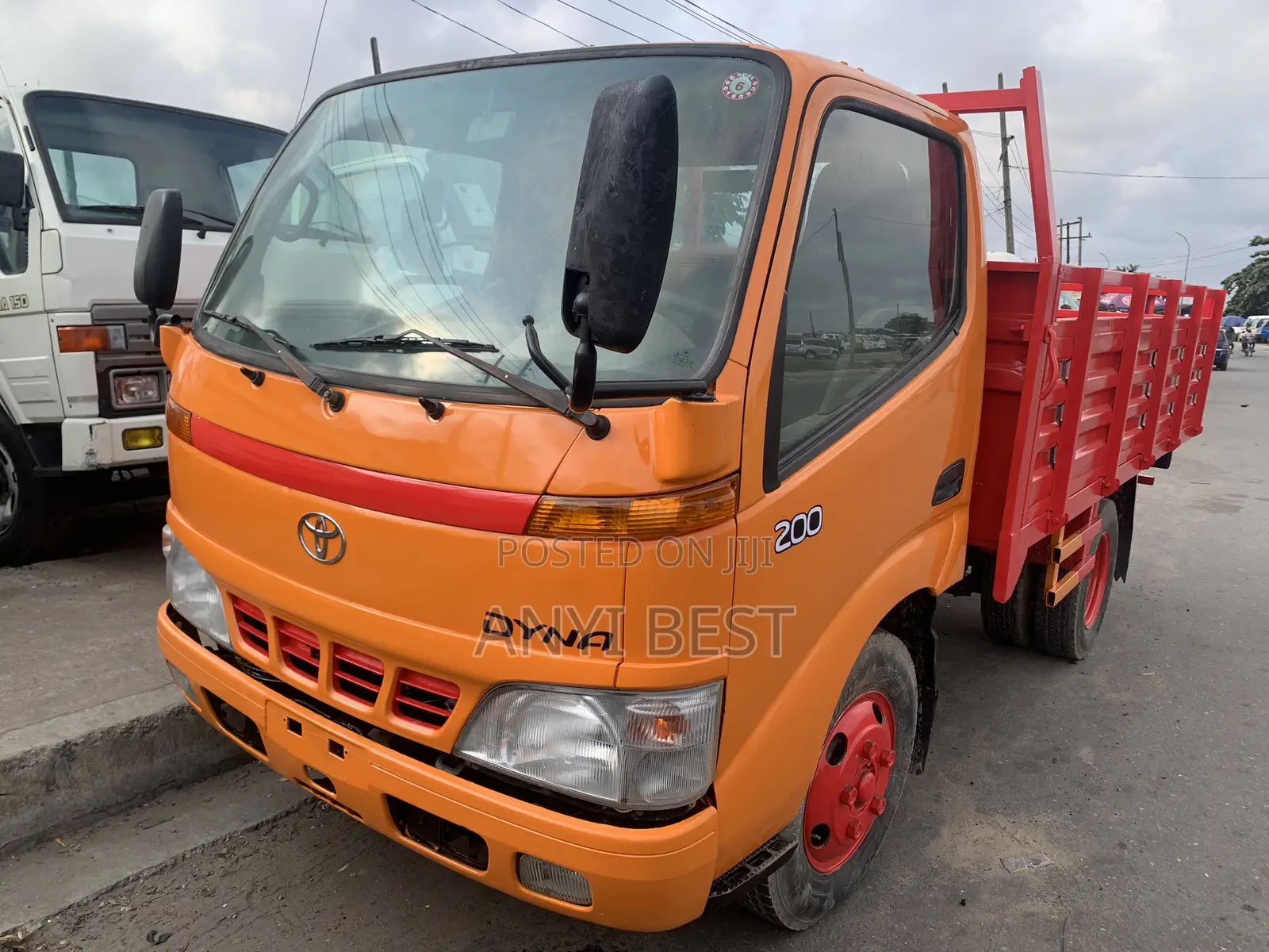 Toyota Dyna 200