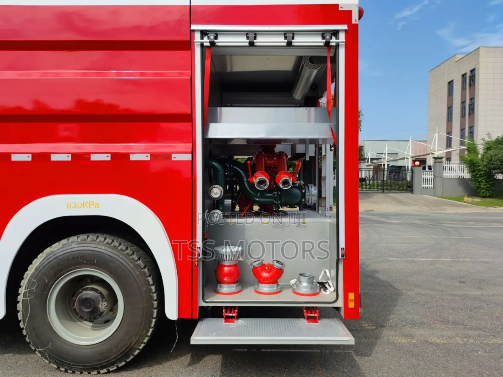Heavy Duty Fire Fighting Truck