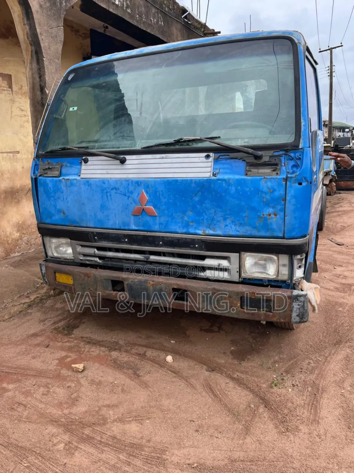 Mitsubishi Fuso - Foreign Use
