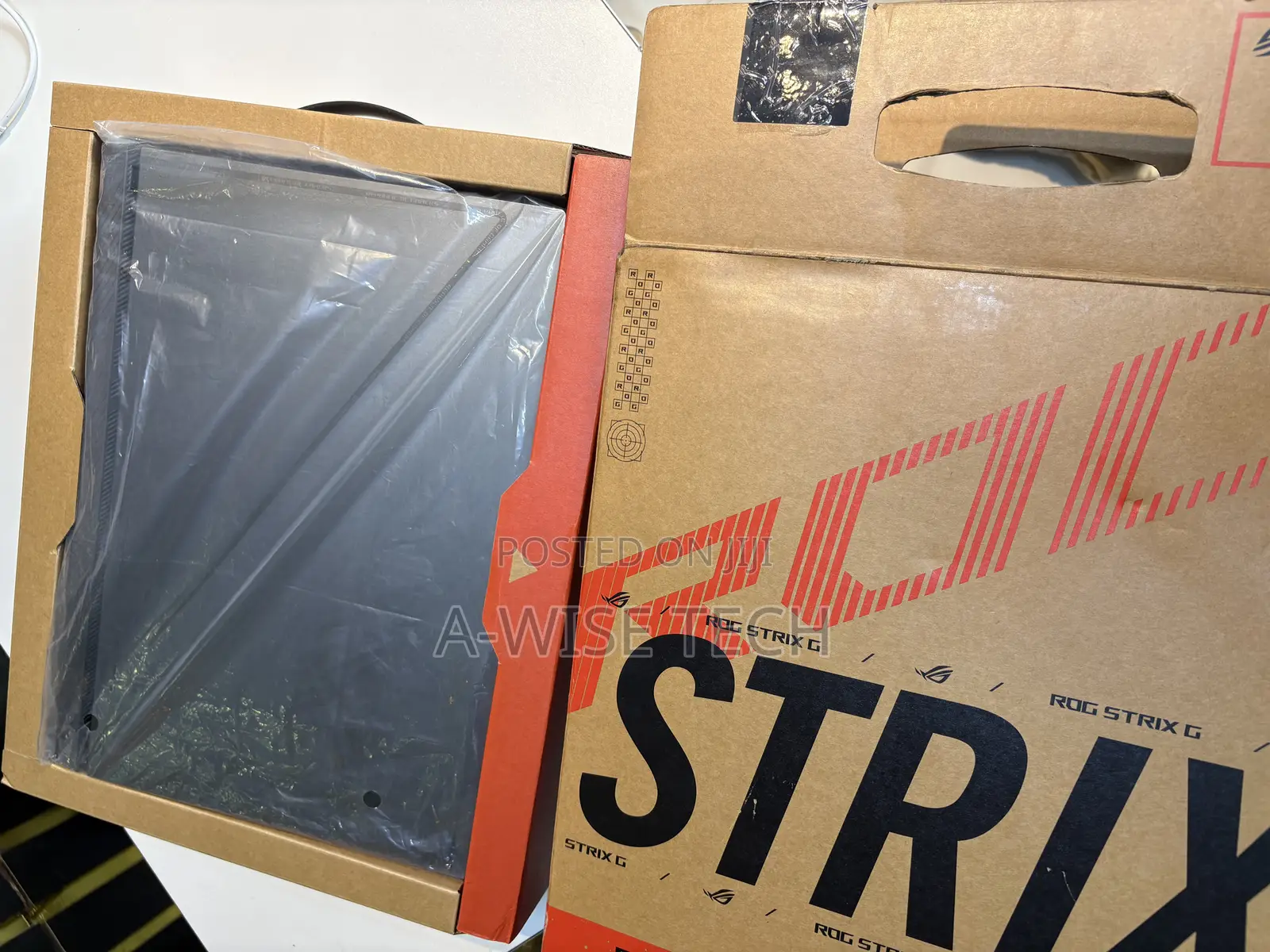 Laptop Asus ROG Strix G16 G614 16GB Intel Core I7 SSD 1T