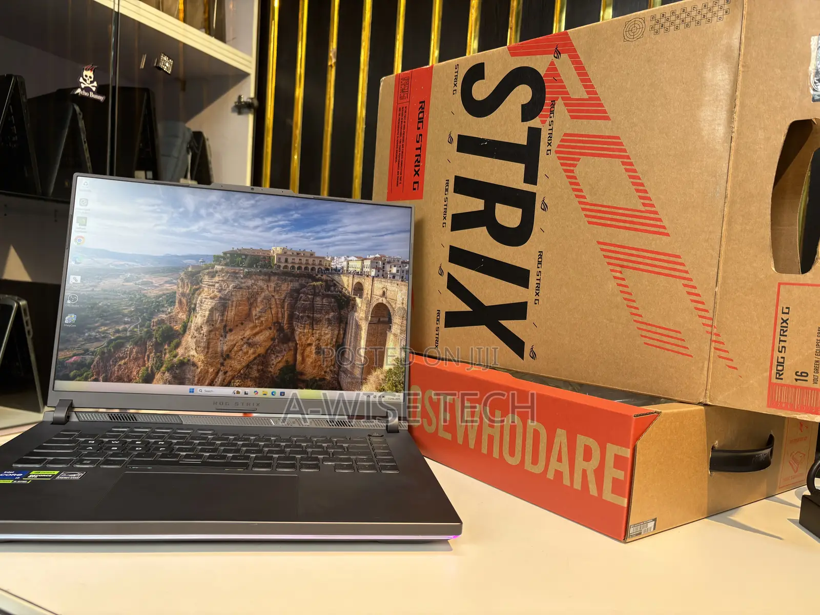 Laptop Asus ROG Strix G16 G614 16GB Intel Core I7 SSD 1T