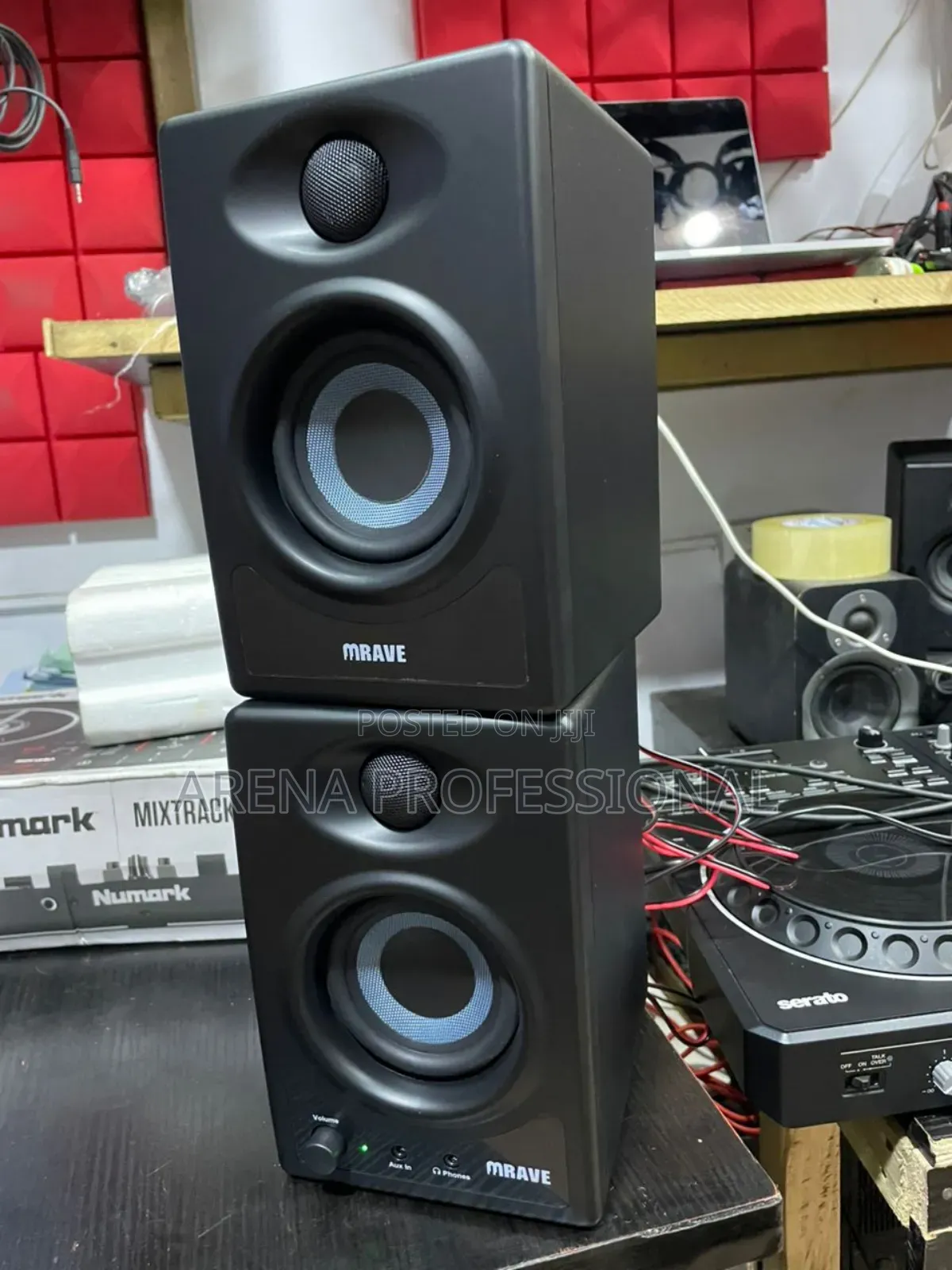 Mrave Studio Monitor
