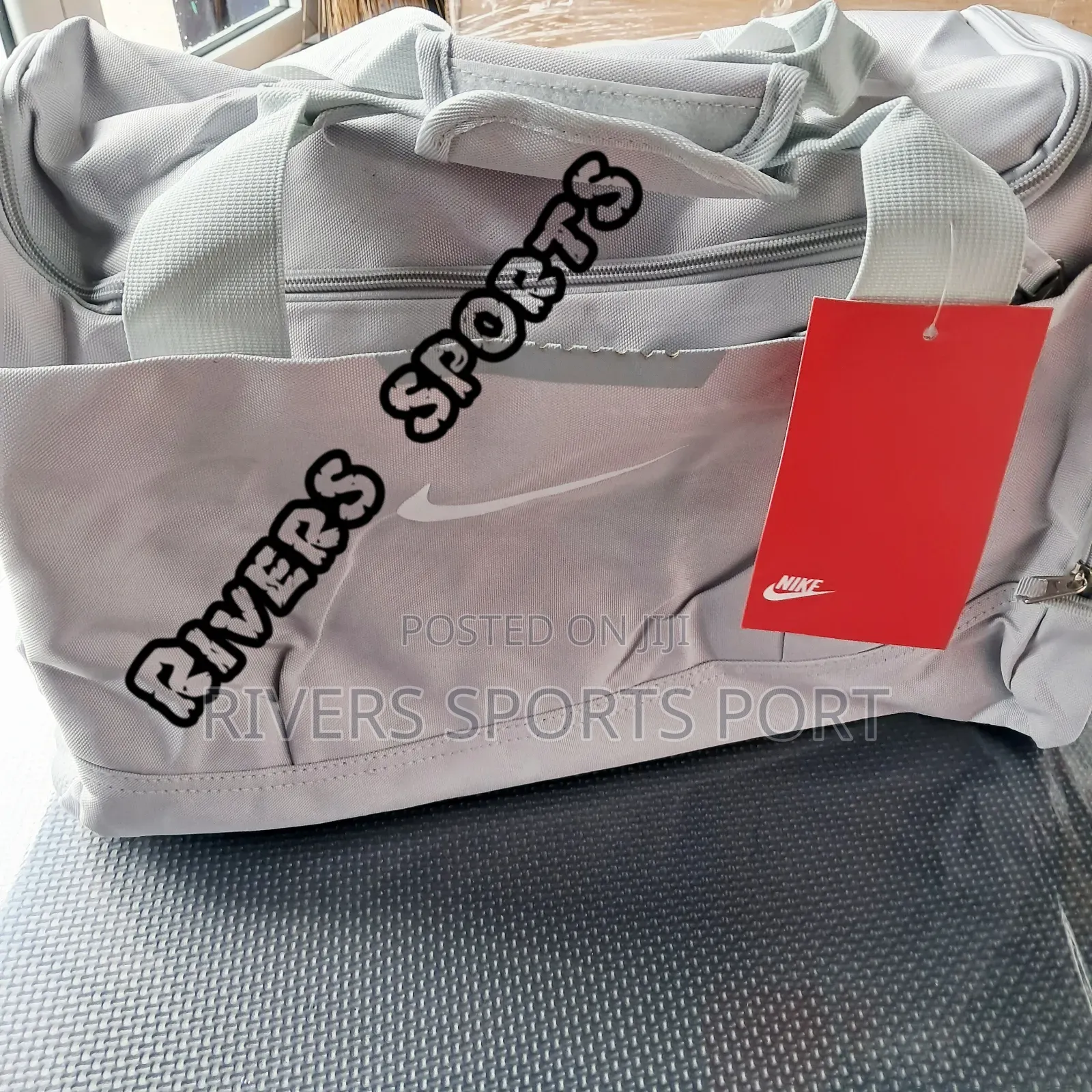 Nike Brasilia Training Duffel Gym Workout Bag Sports Training Travel