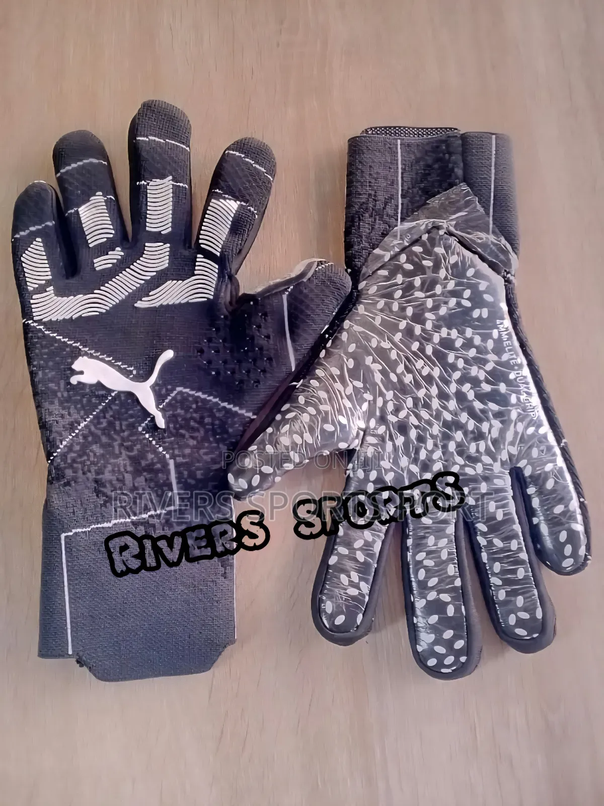 Puma High Quality Goal Keeper's Glove