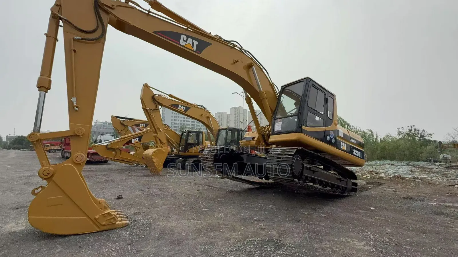 I Have 2005 and 1998 Excavator Cat 320bl