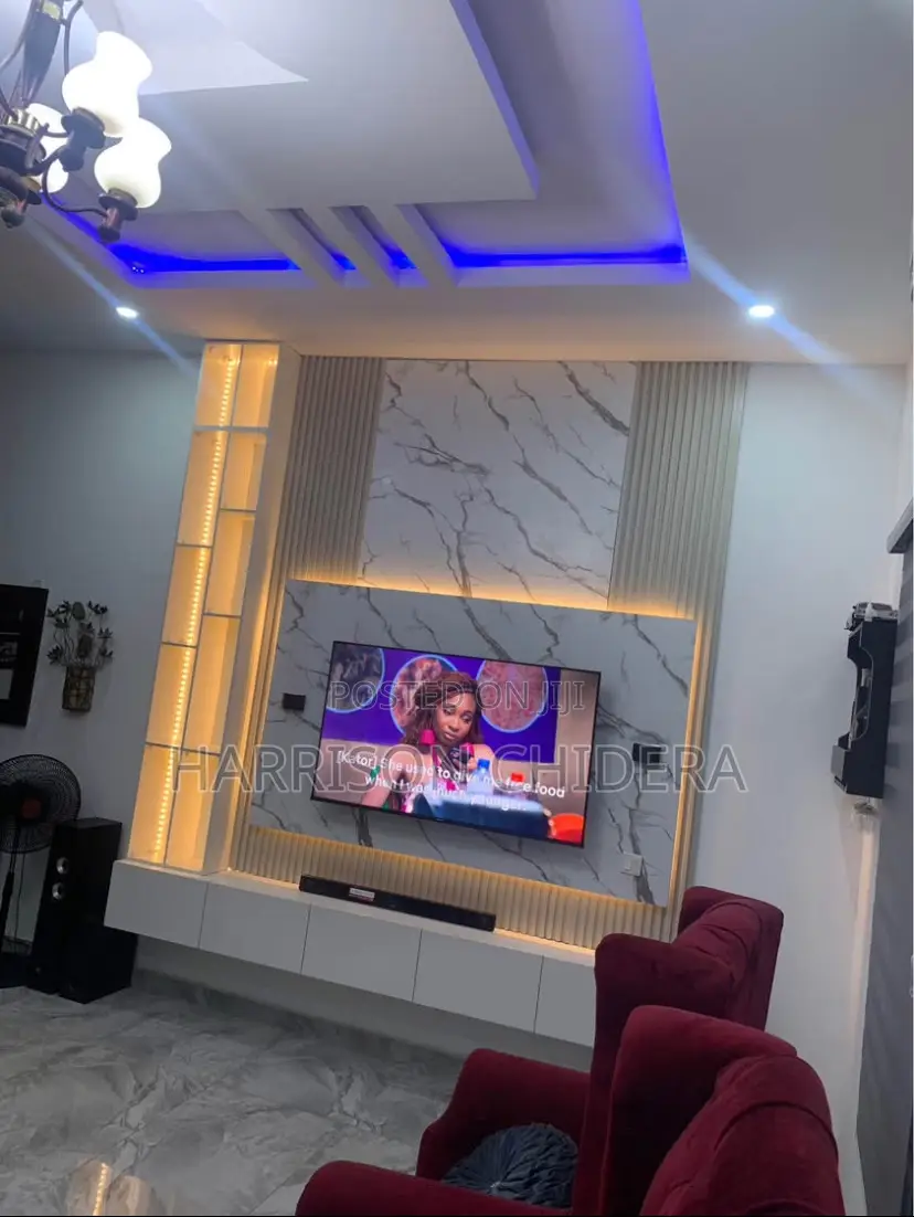 Tv Consol Design and Rope Light