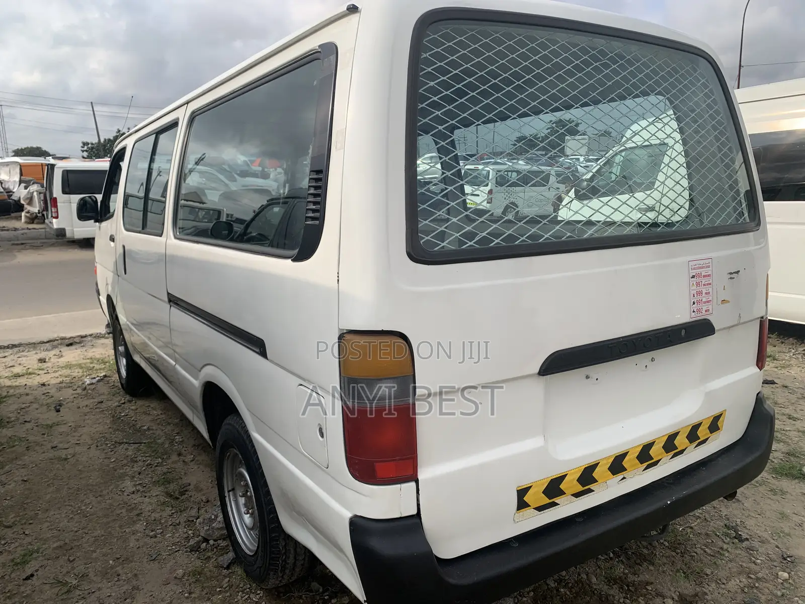 Toyota Grand HiAce 2005 White