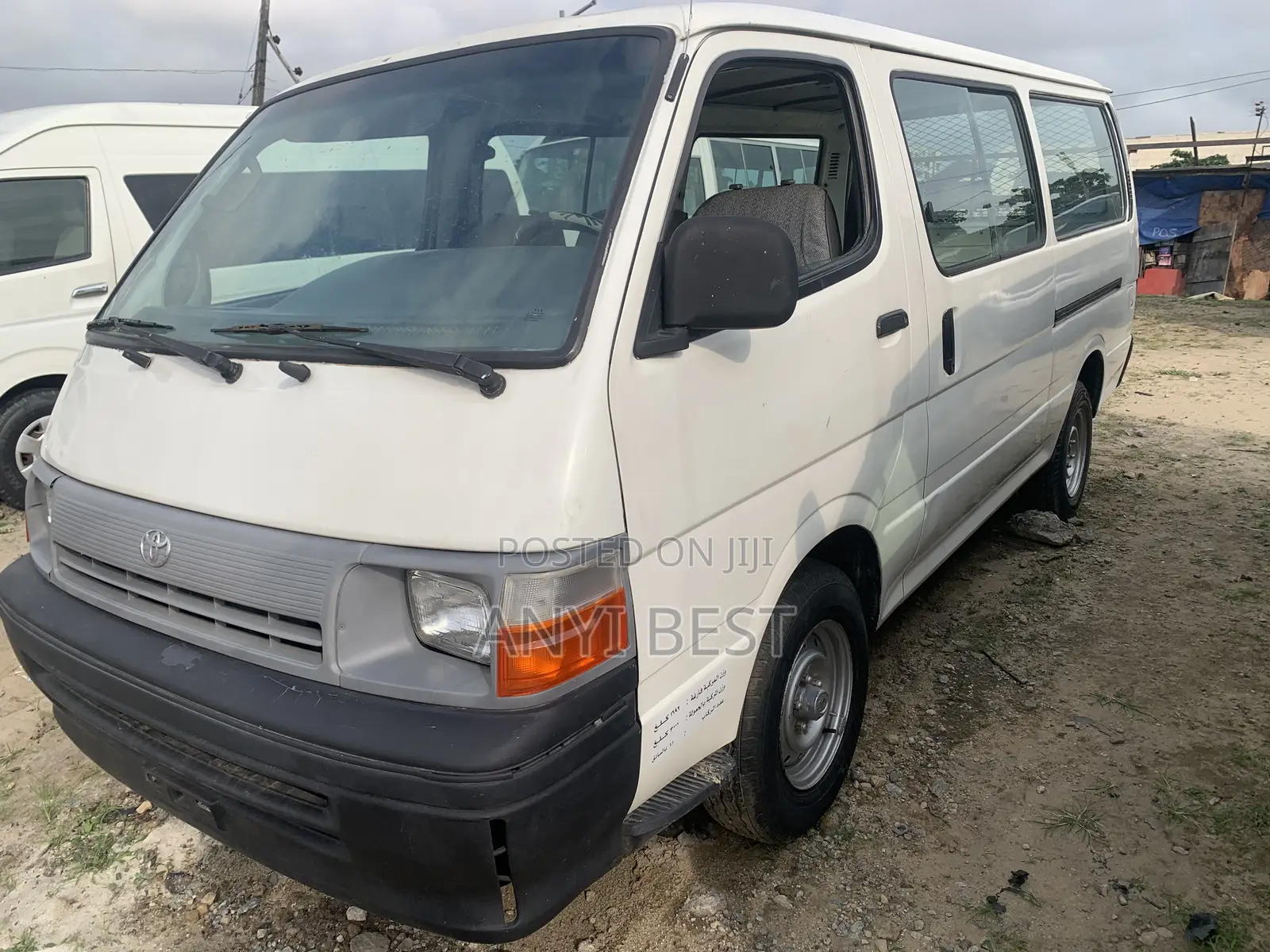 Toyota Grand HiAce 2005 White