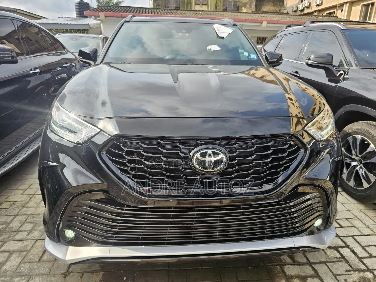 Toyota Highlander XSE 2021 Black