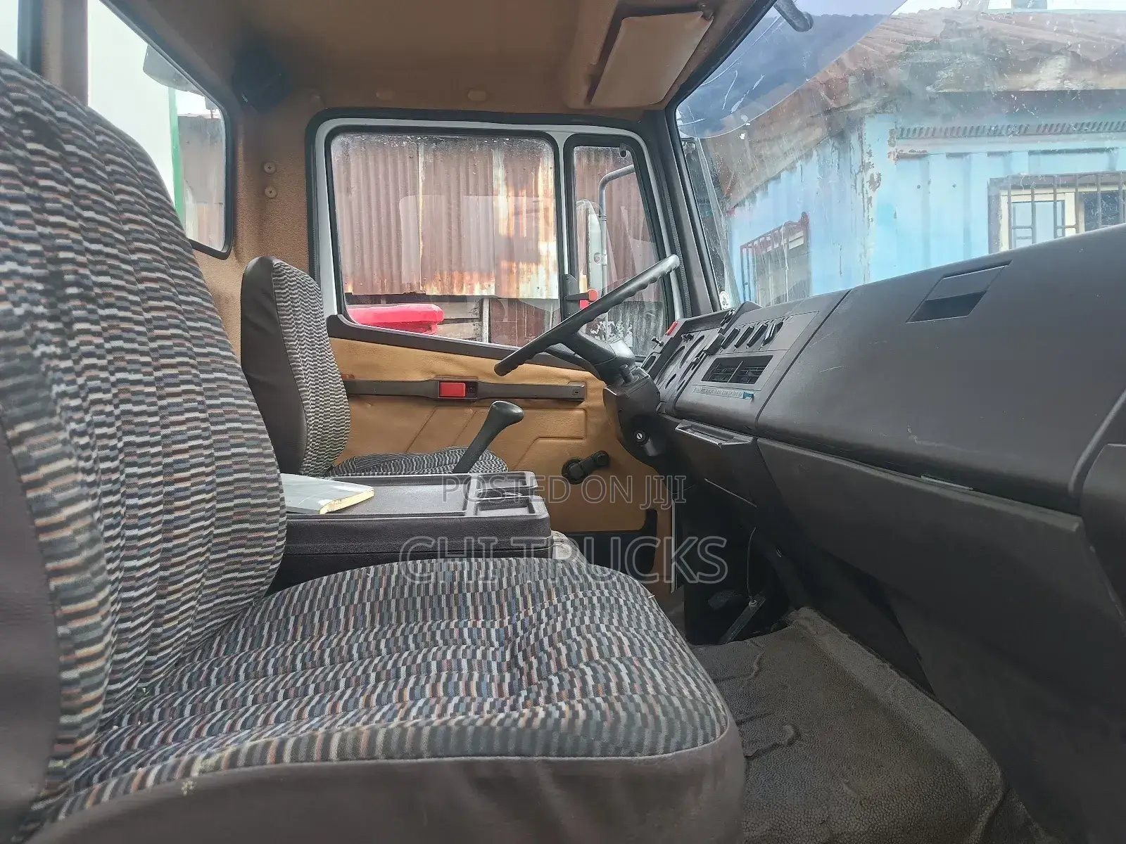 Mercedes Benz Truck 814