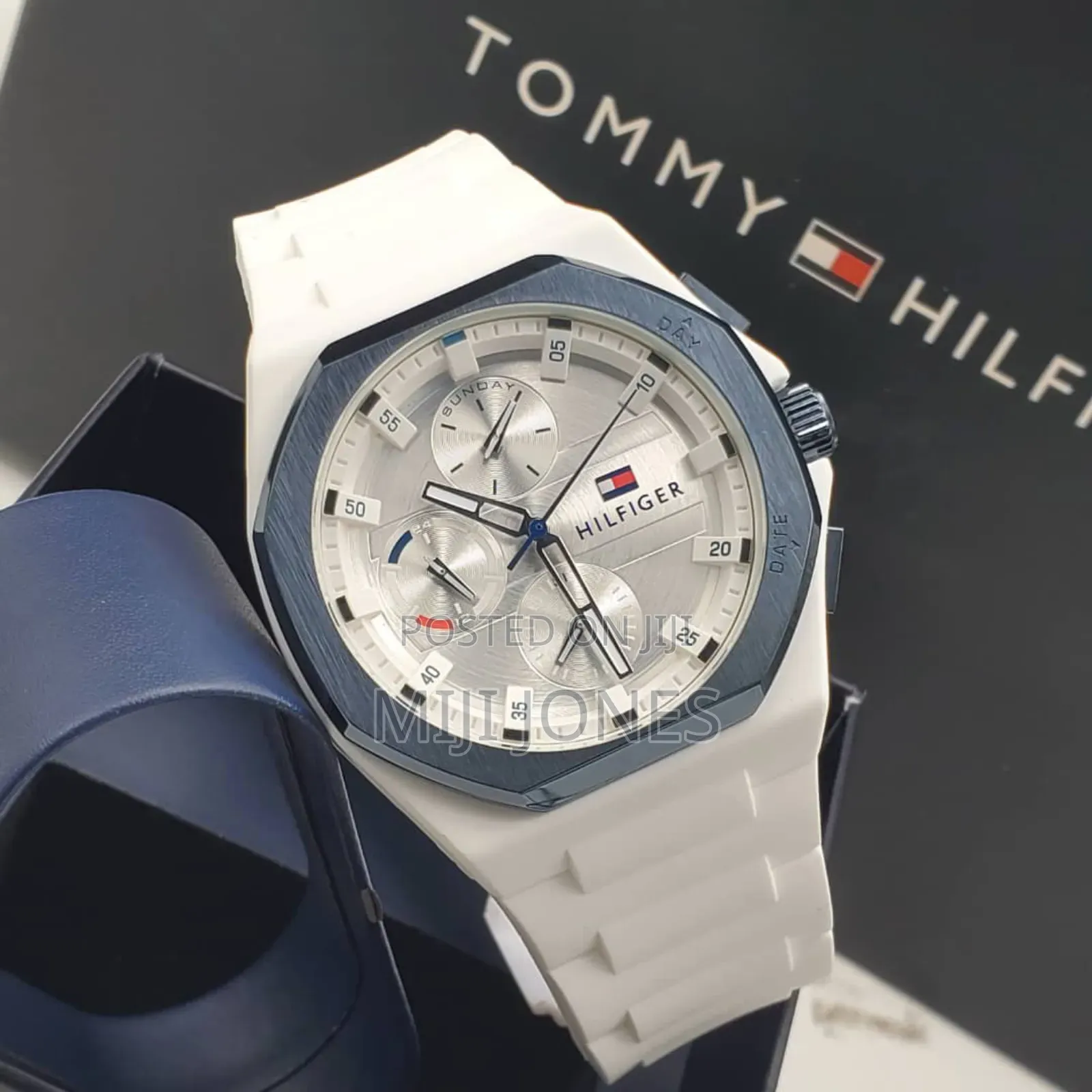 Tommy Hilfiger Men's Silicone Strap Chronograph Watch