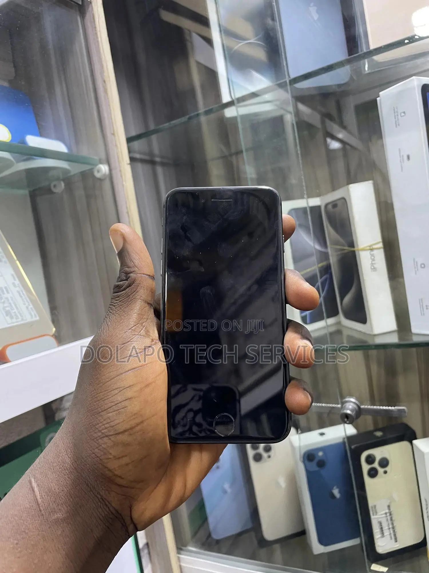 Apple iPhone 8 64 GB Black