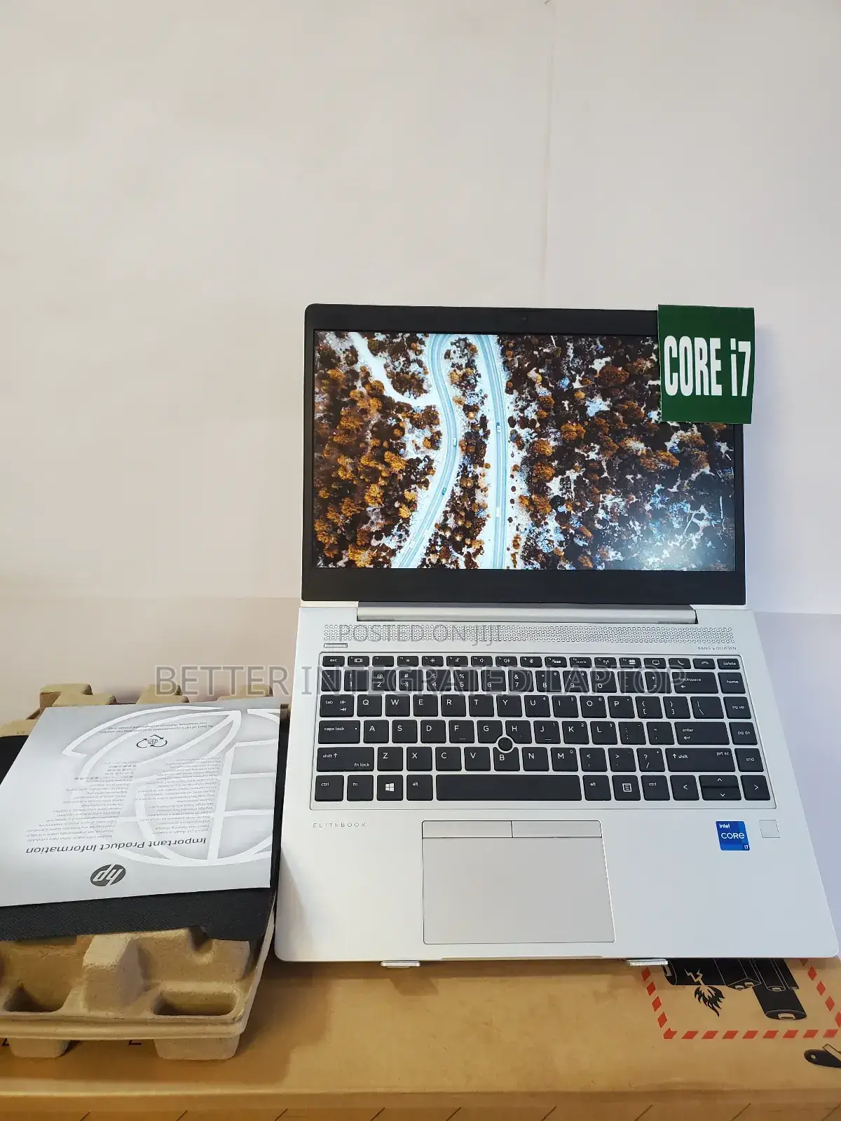 New Laptop HP EliteBook 8570W 12GB Intel Core i7 SSD 256GB
