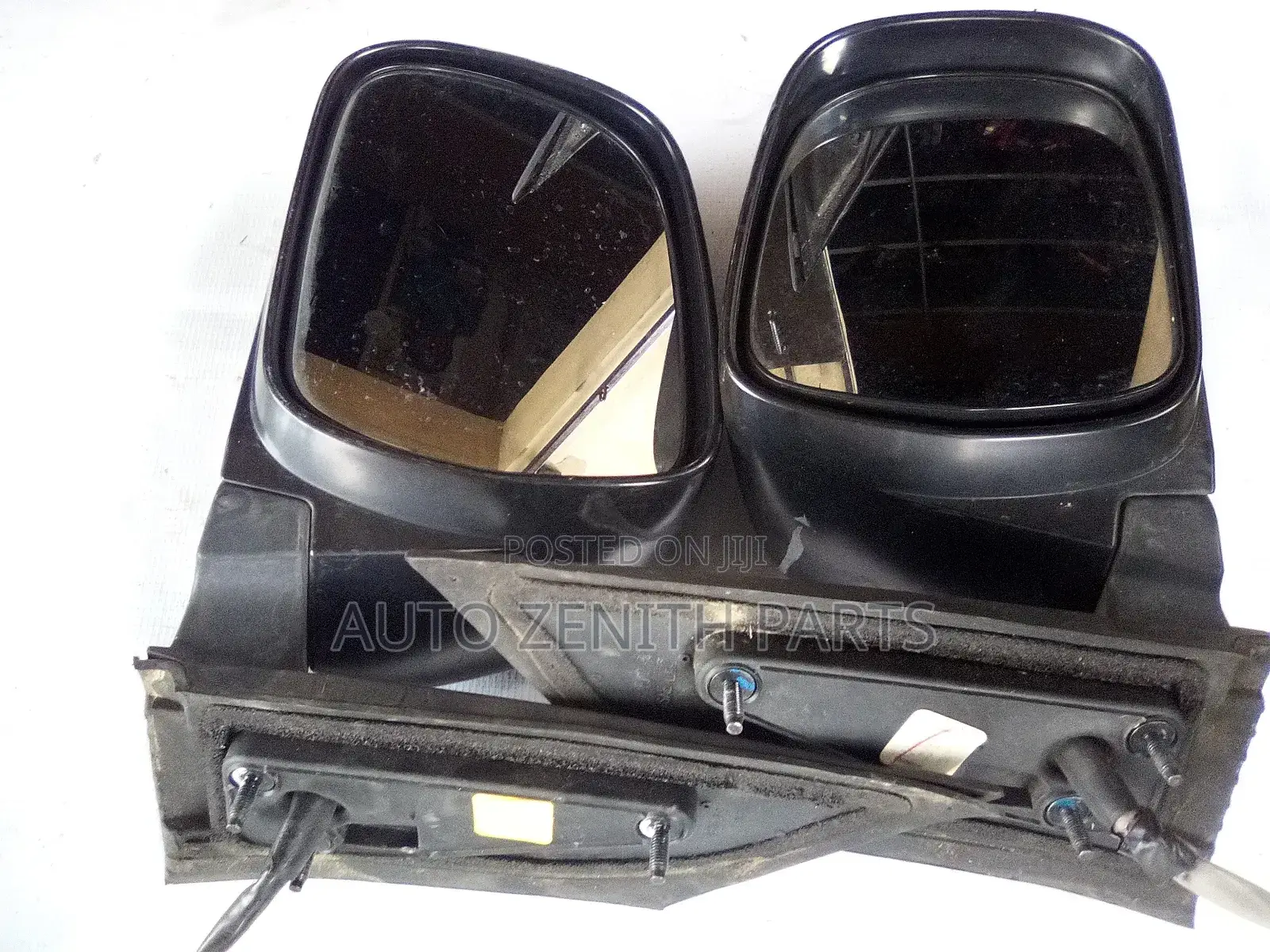 2004 -2009 Toyota Prius Left and Right Side Mirror