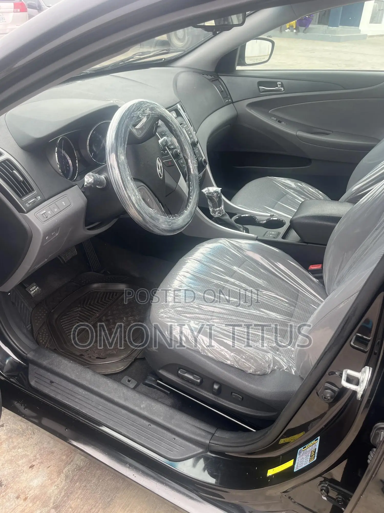 Hyundai Sonata 2013 Black