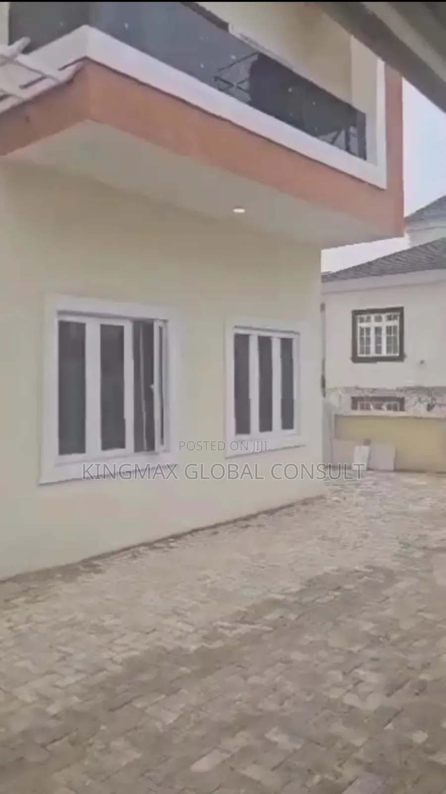 4bdrm Duplex in Guzape Main Abuja for sale