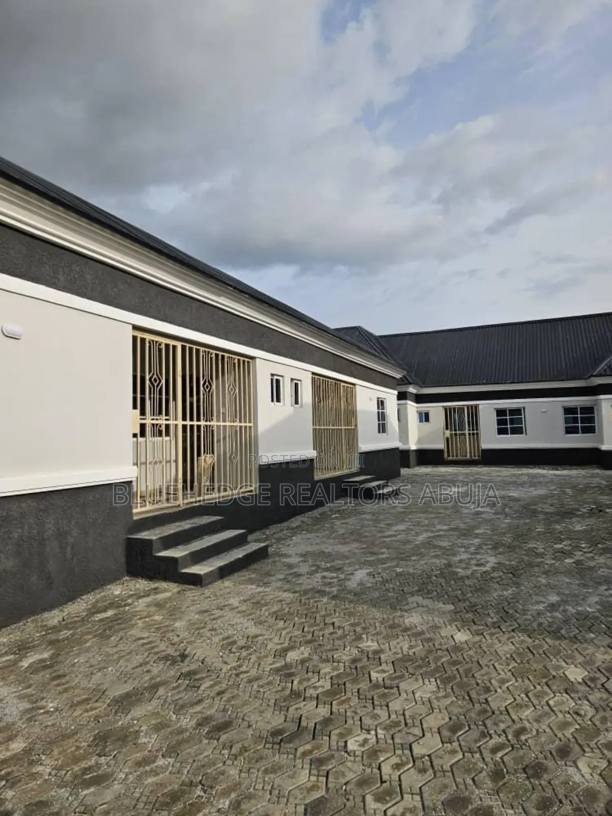 2bdrm Bungalow in Kuje for sale