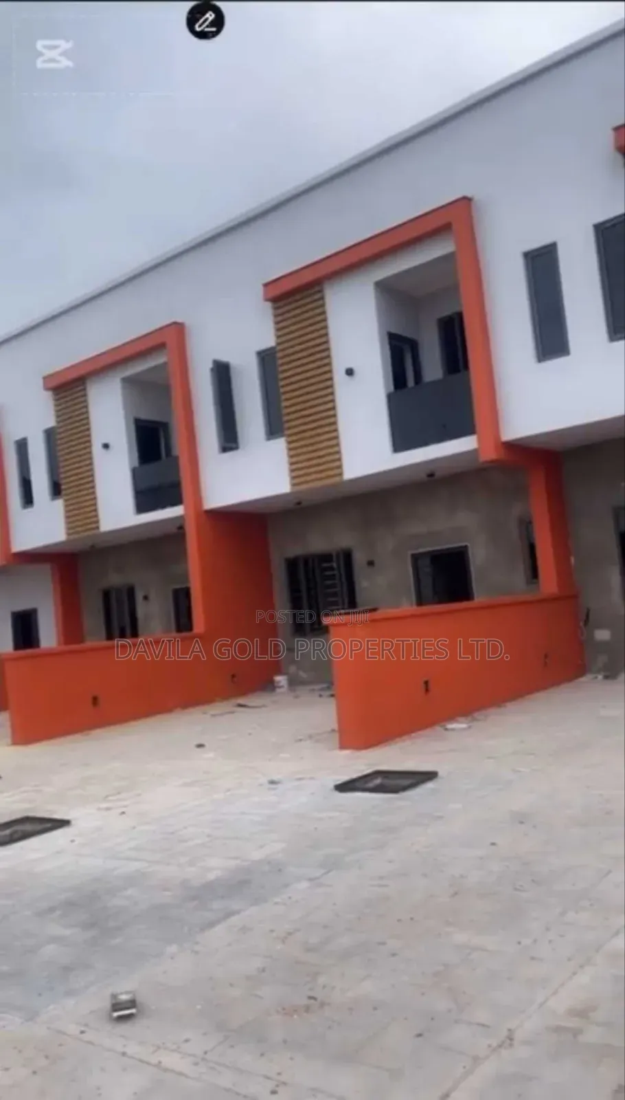 12bdrm Duplex in Benin City for sale