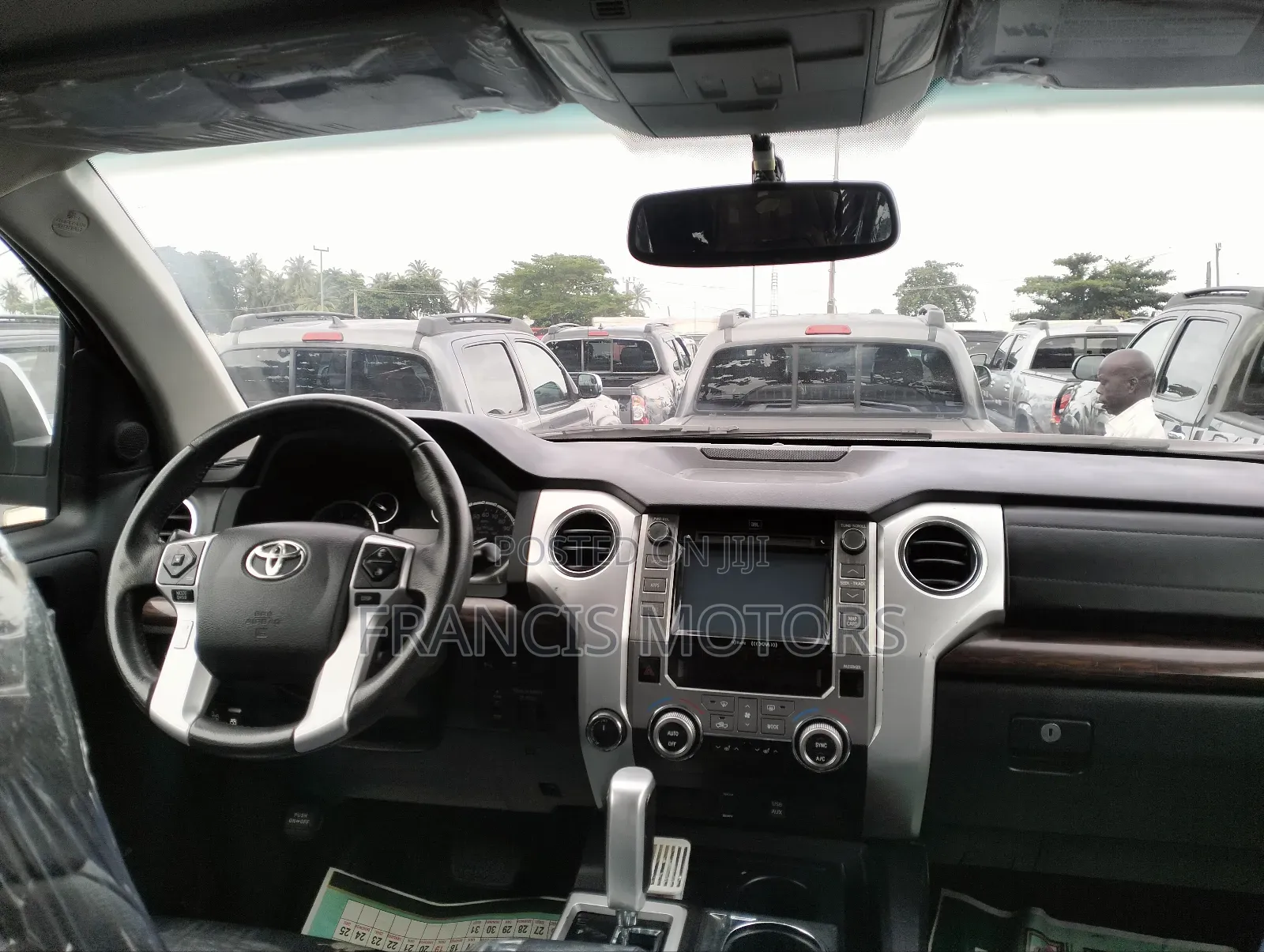 Toyota Tundra 2018 Burgundy