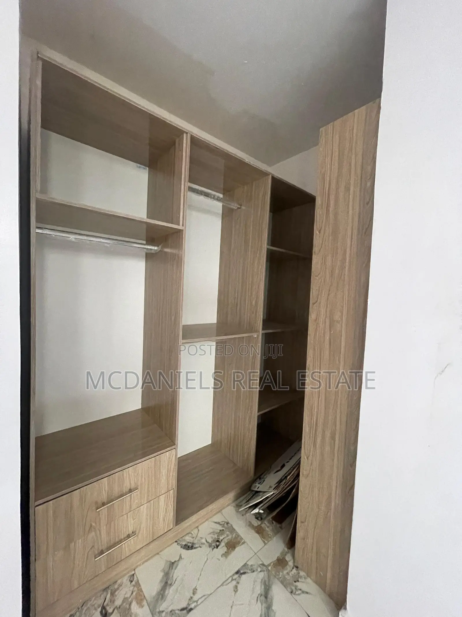 Furnished 4bdrm Farm House in Osapa london for sale