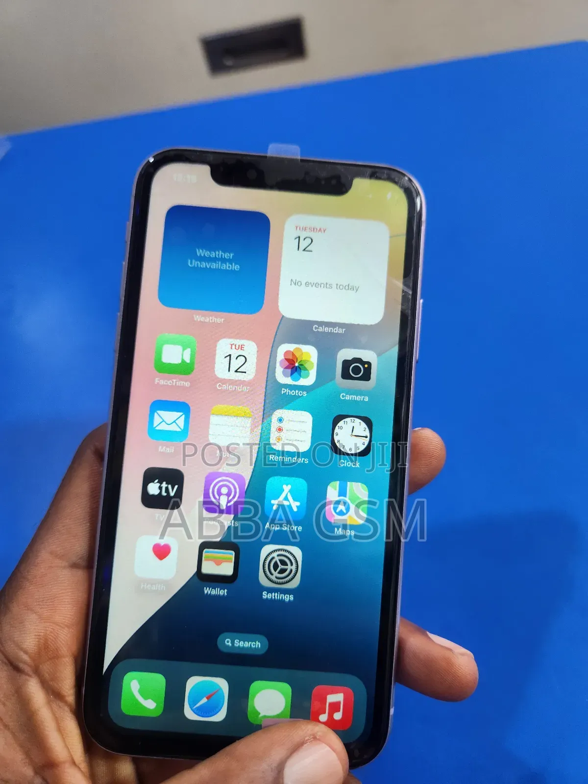 New Apple iPhone 11 64 GB Silver