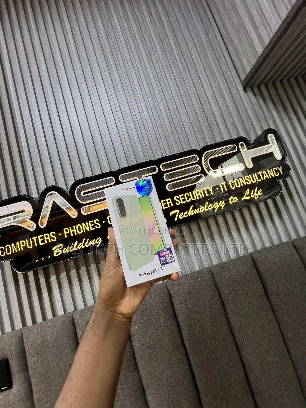 New Samsung Galaxy A56 256 GB Black