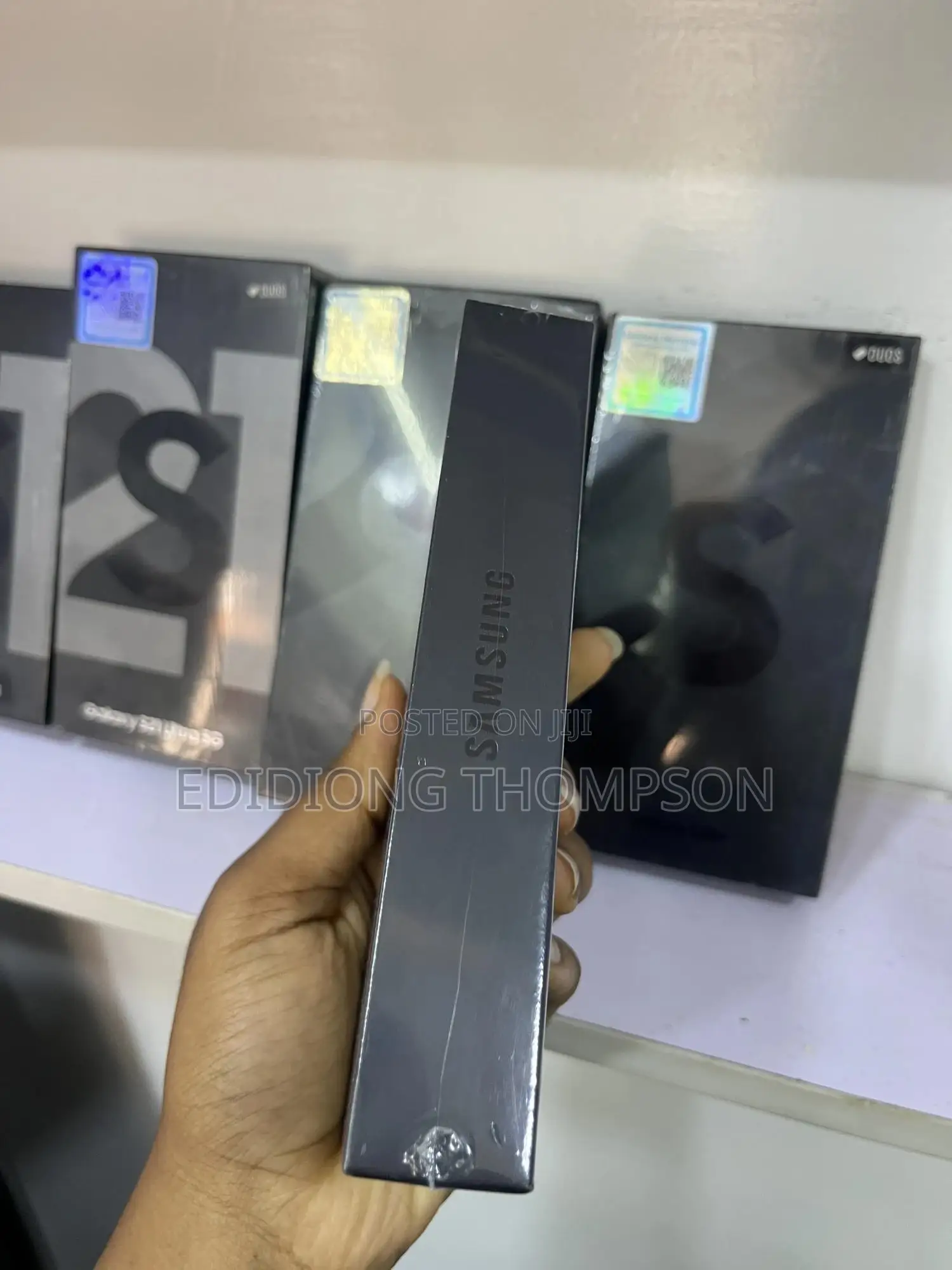 New Samsung Galaxy S22 5G 256 GB