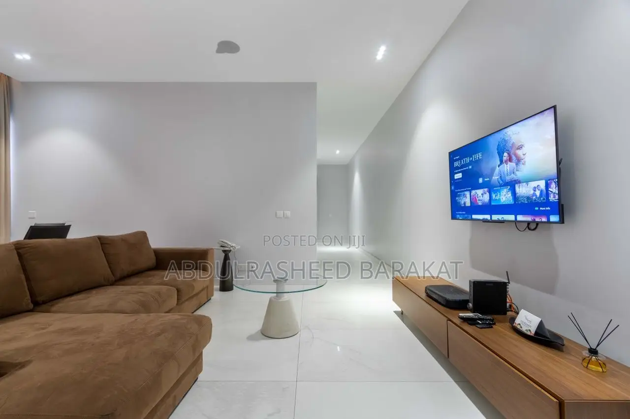 Ocean View One Bedroom Apartment With Balcony