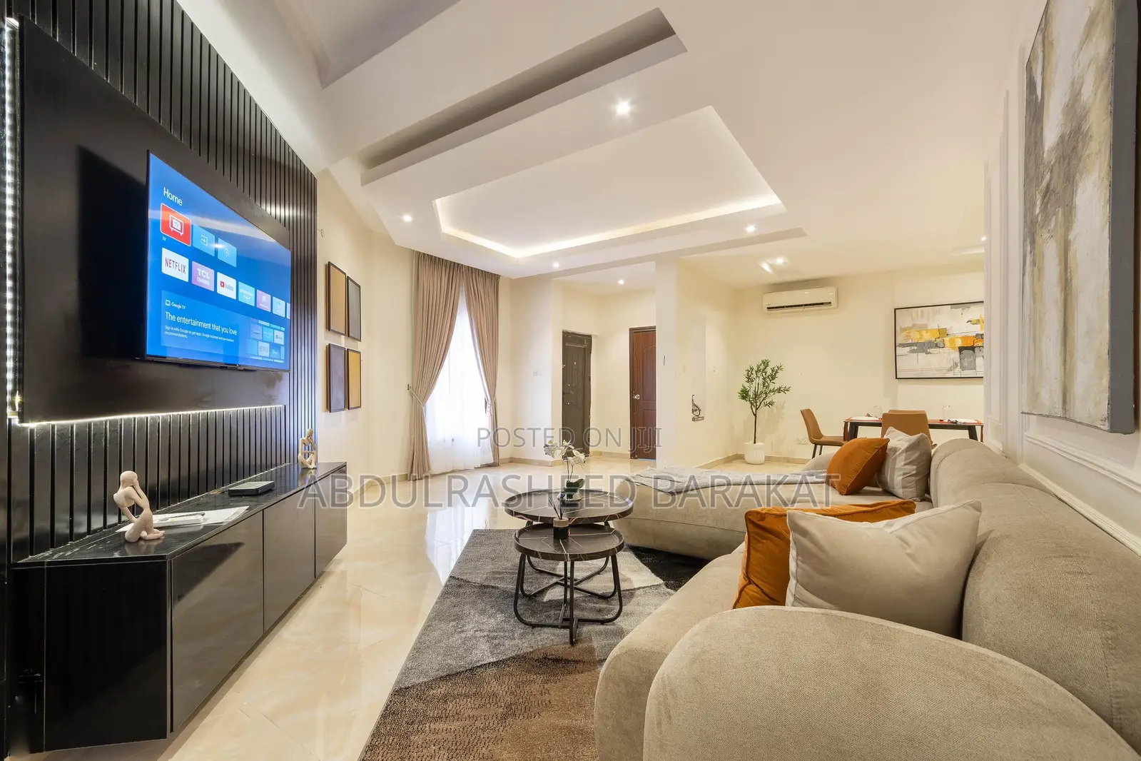 Brand New Aesthetically Pleasing Luxury One Bedroom Apartment