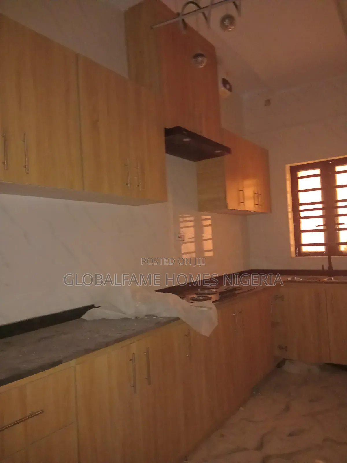 2bdrm Bungalow in By Paradise Estate for rent