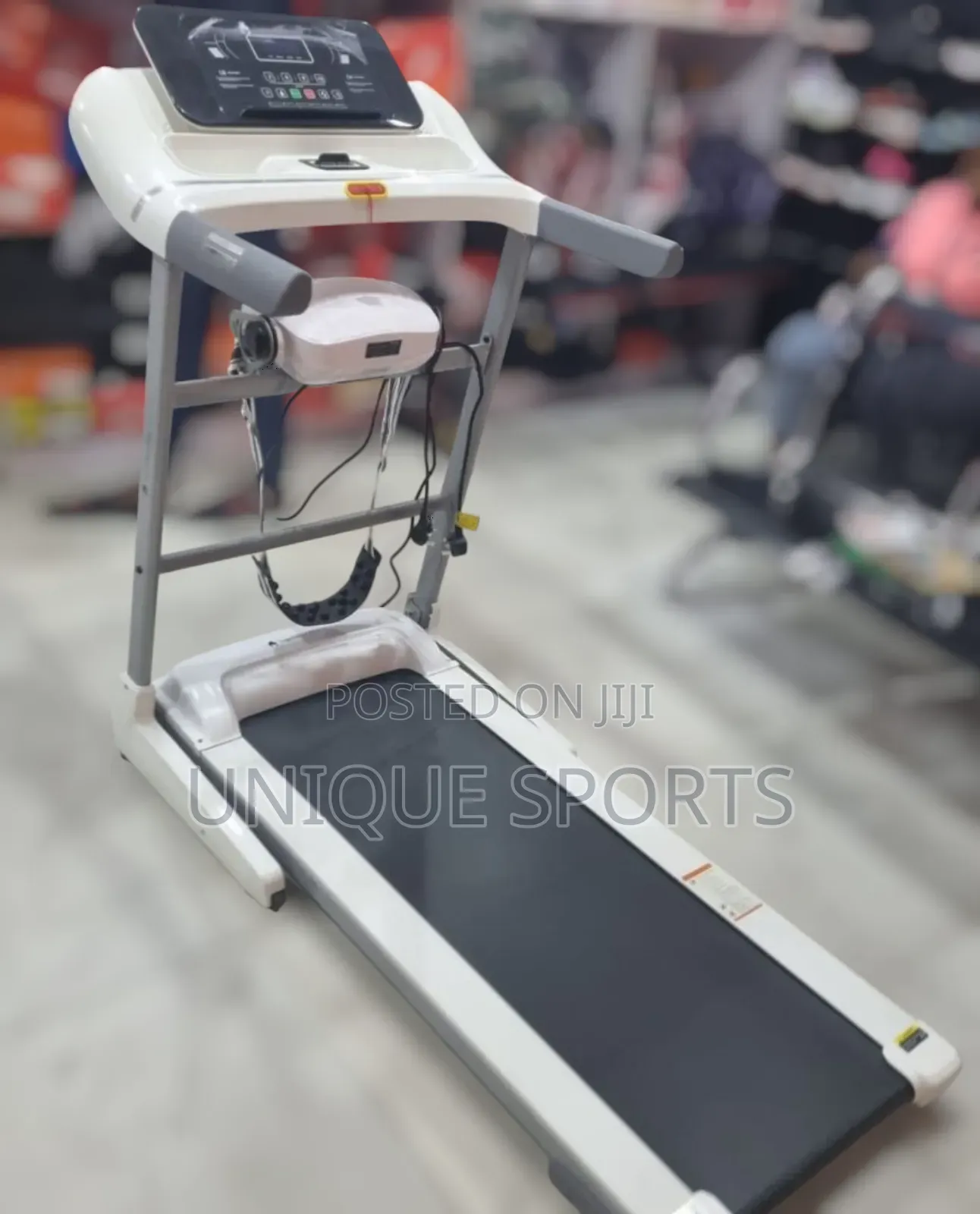 120kg Brand New 2.5hp Supermax Pro Treadmill With Dumbbell and Twister