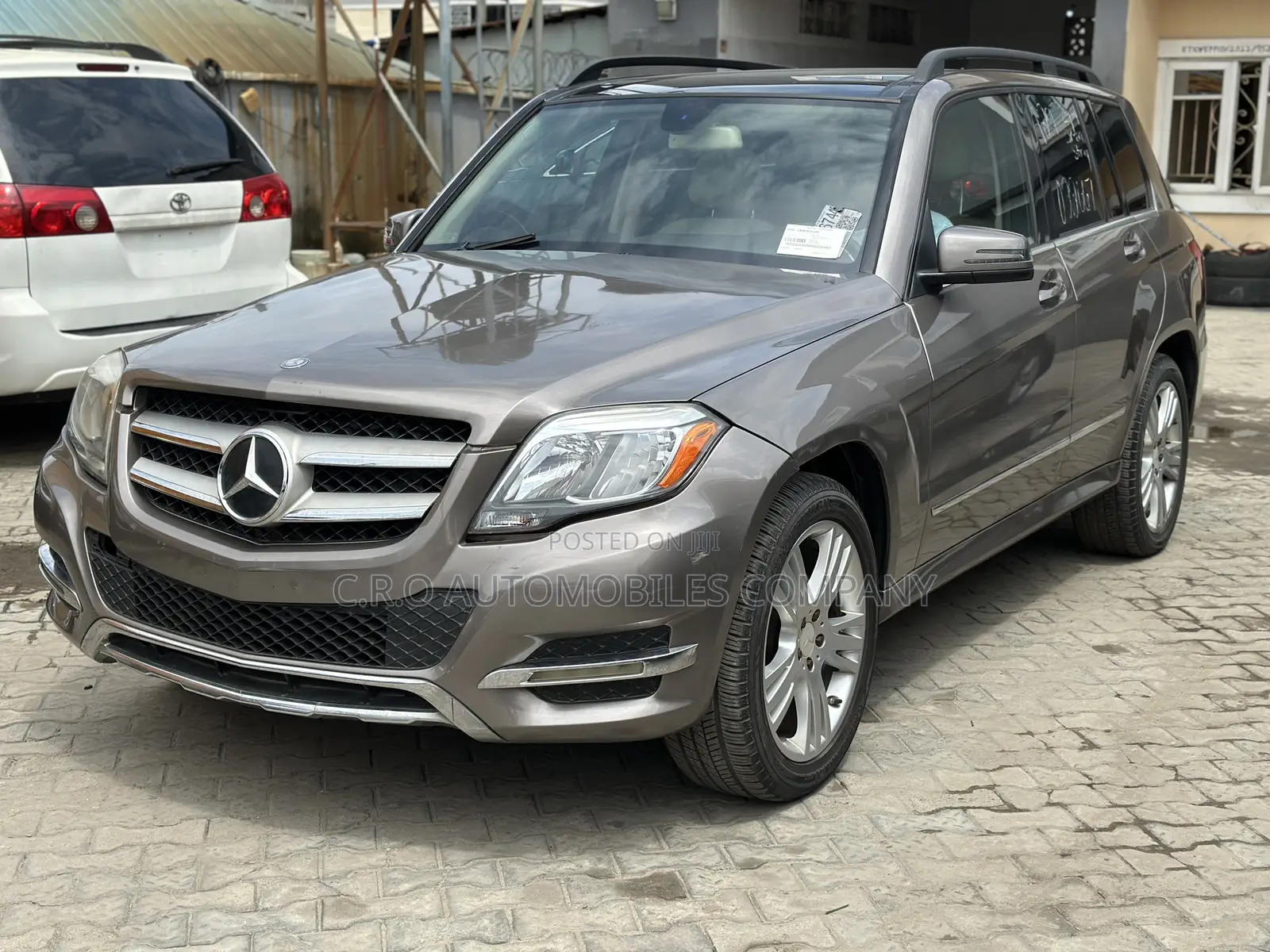 Mercedes-Benz GLK-Class 350 4MATIC 2013 Brown