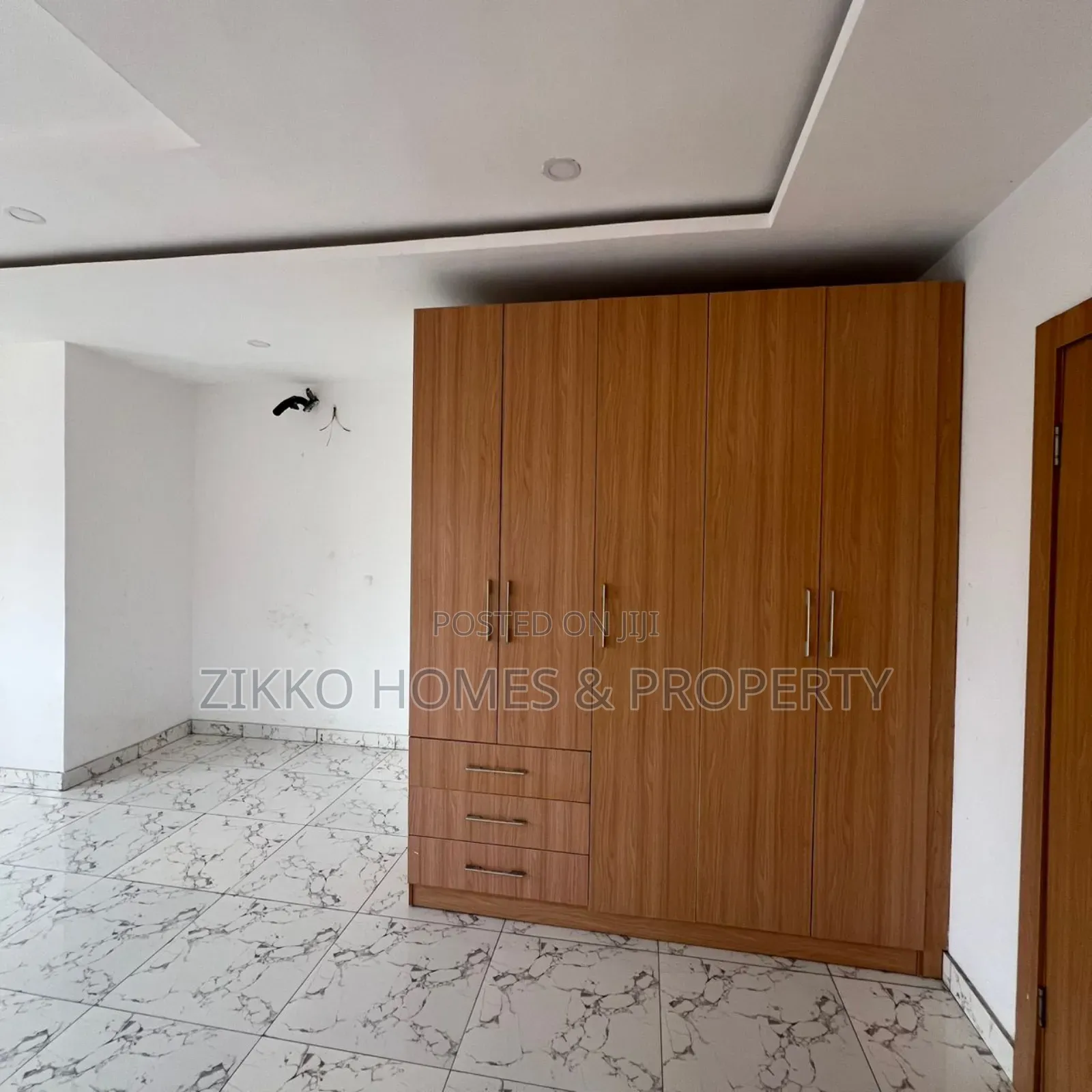5bdrm Duplex in Agungi, Lekki for sale