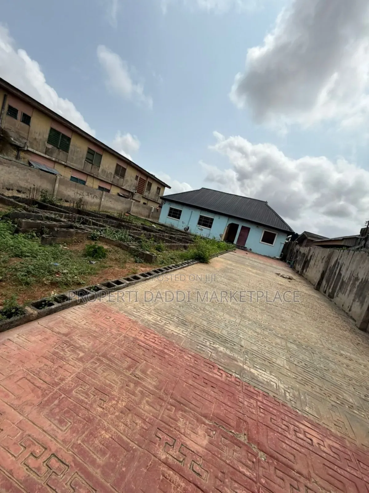3bdrm Bungalow in Ayobo for sale