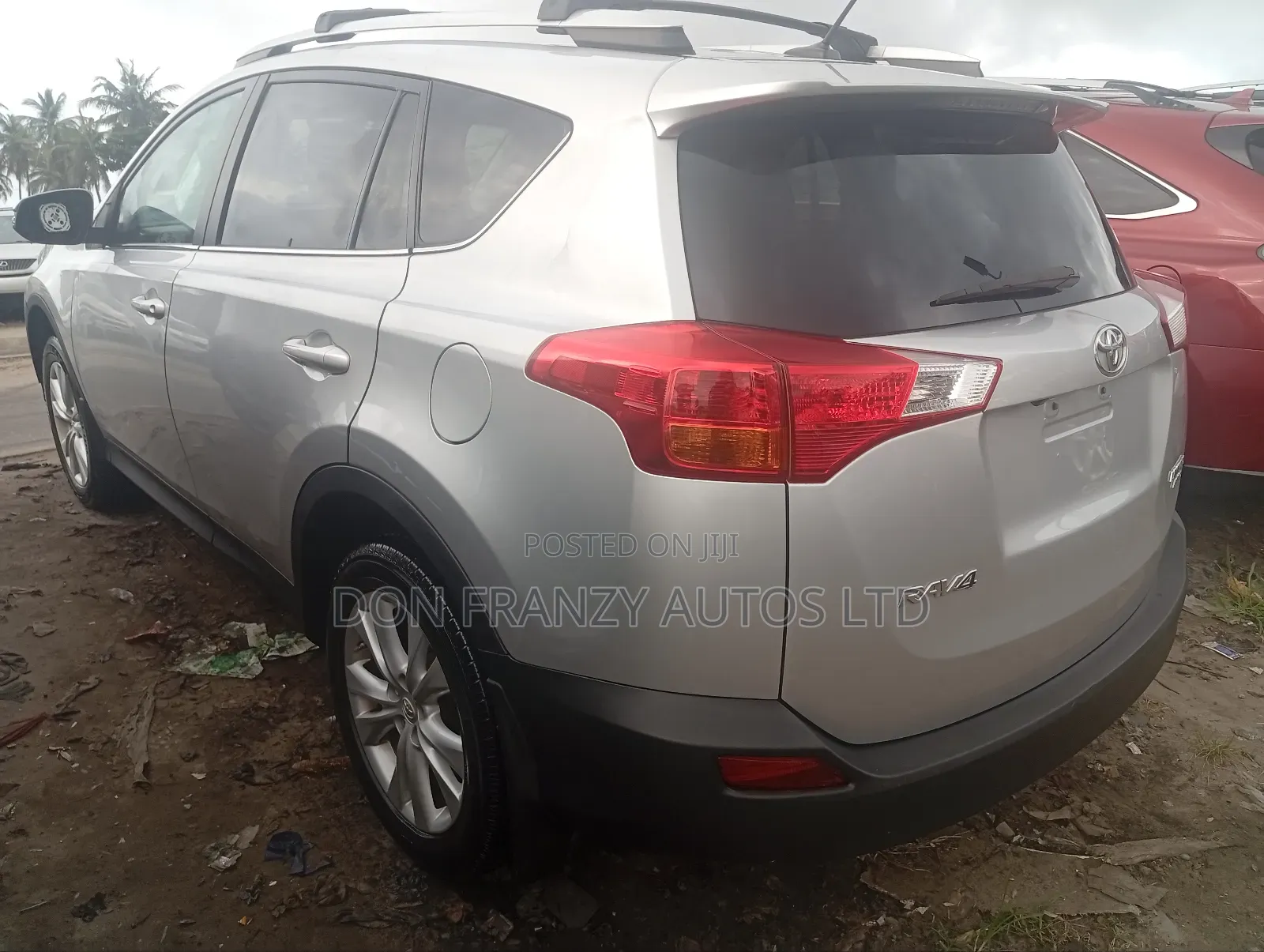 Toyota RAV4 Limited 4dr SUV (2.5L 4cyl 6A) 2015 Silver