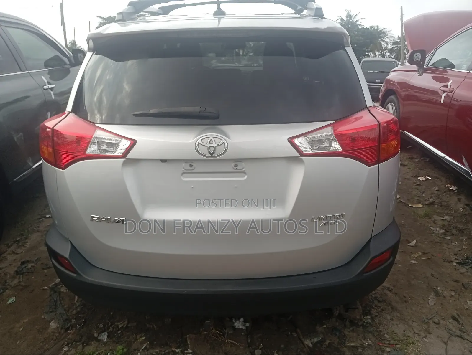 Toyota RAV4 Limited 4dr SUV (2.5L 4cyl 6A) 2015 Silver