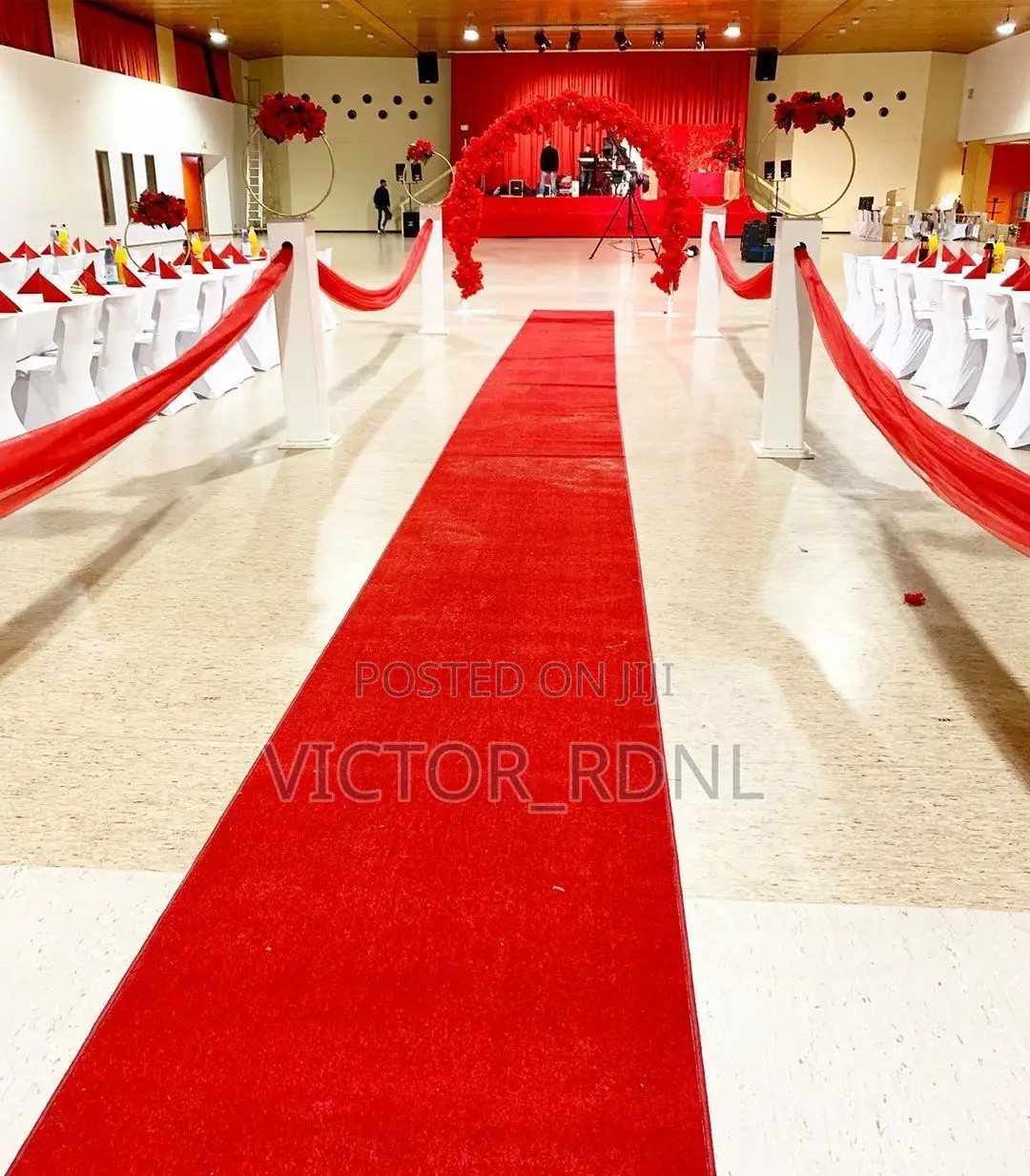 High Quality Long Red Rug Wall To Wall