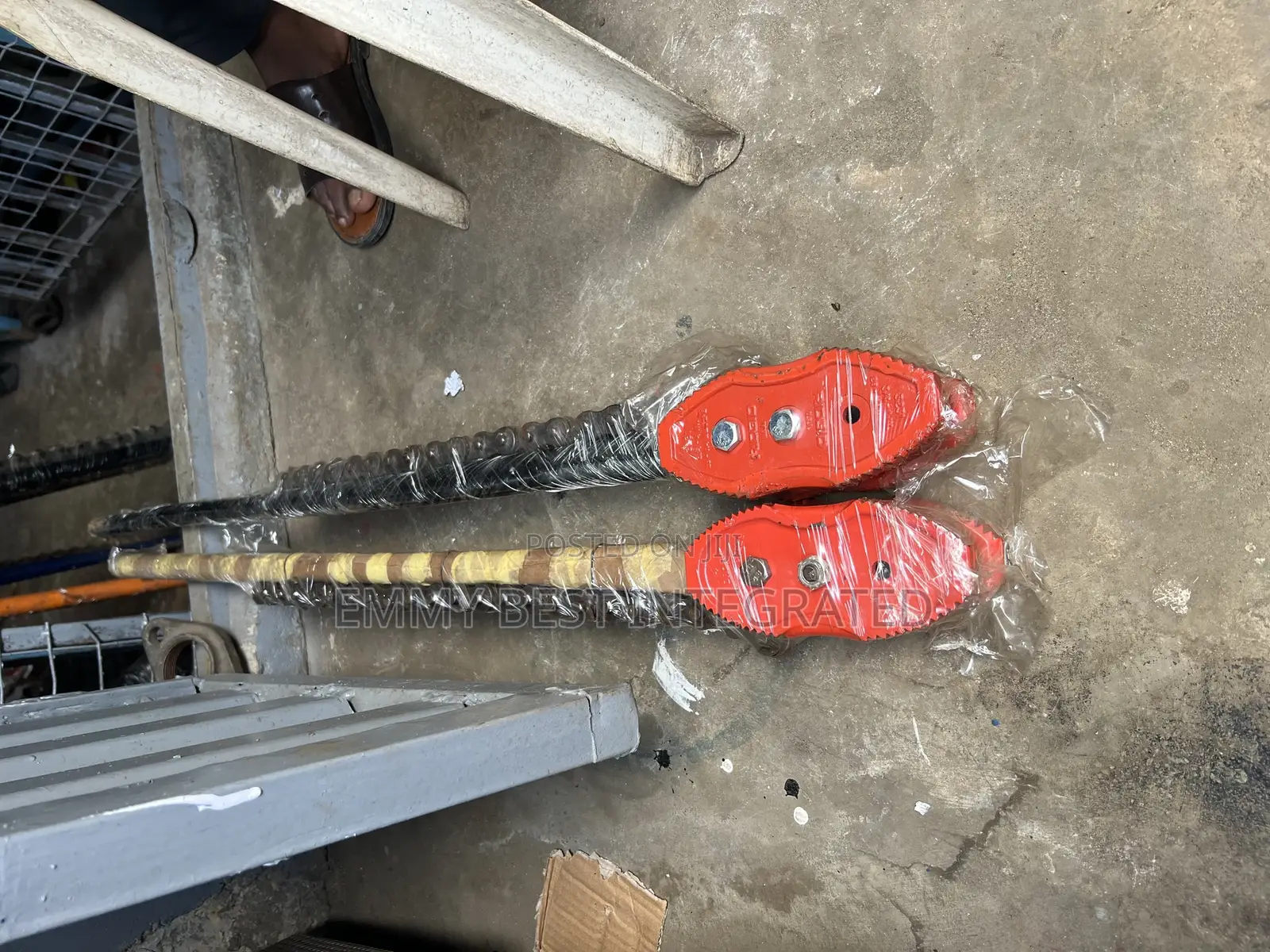 Chain Wrench